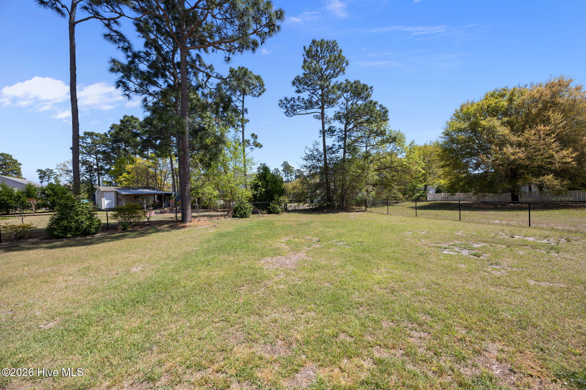 100565984 | Photo 42