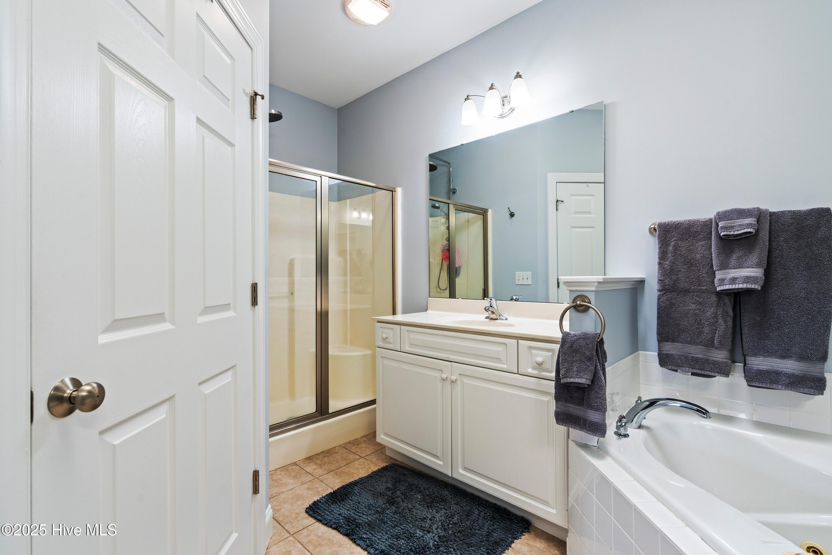 100541104 | Photo 56