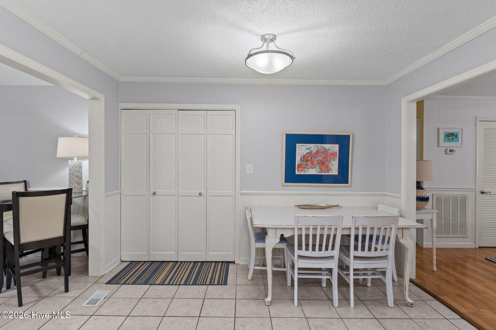 100556876 | Photo 15