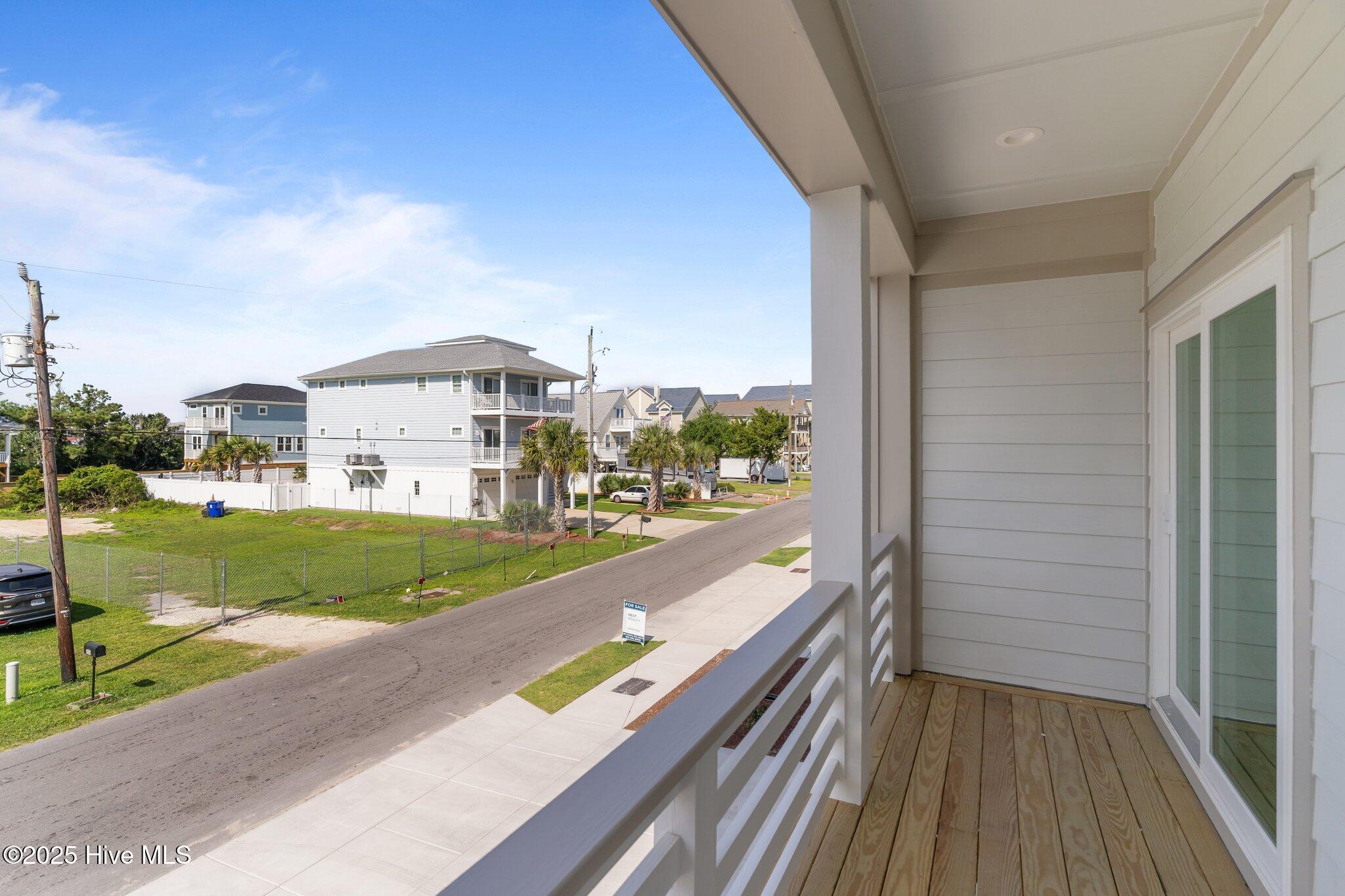 100515159 | Photo 39