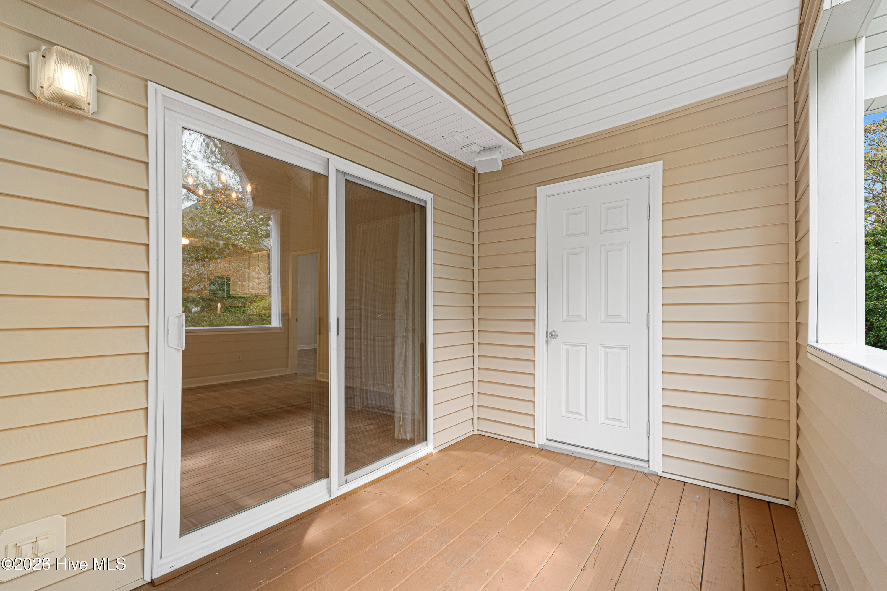 424 Commerce Avenue D, Bridgewood Condos,Morehead City