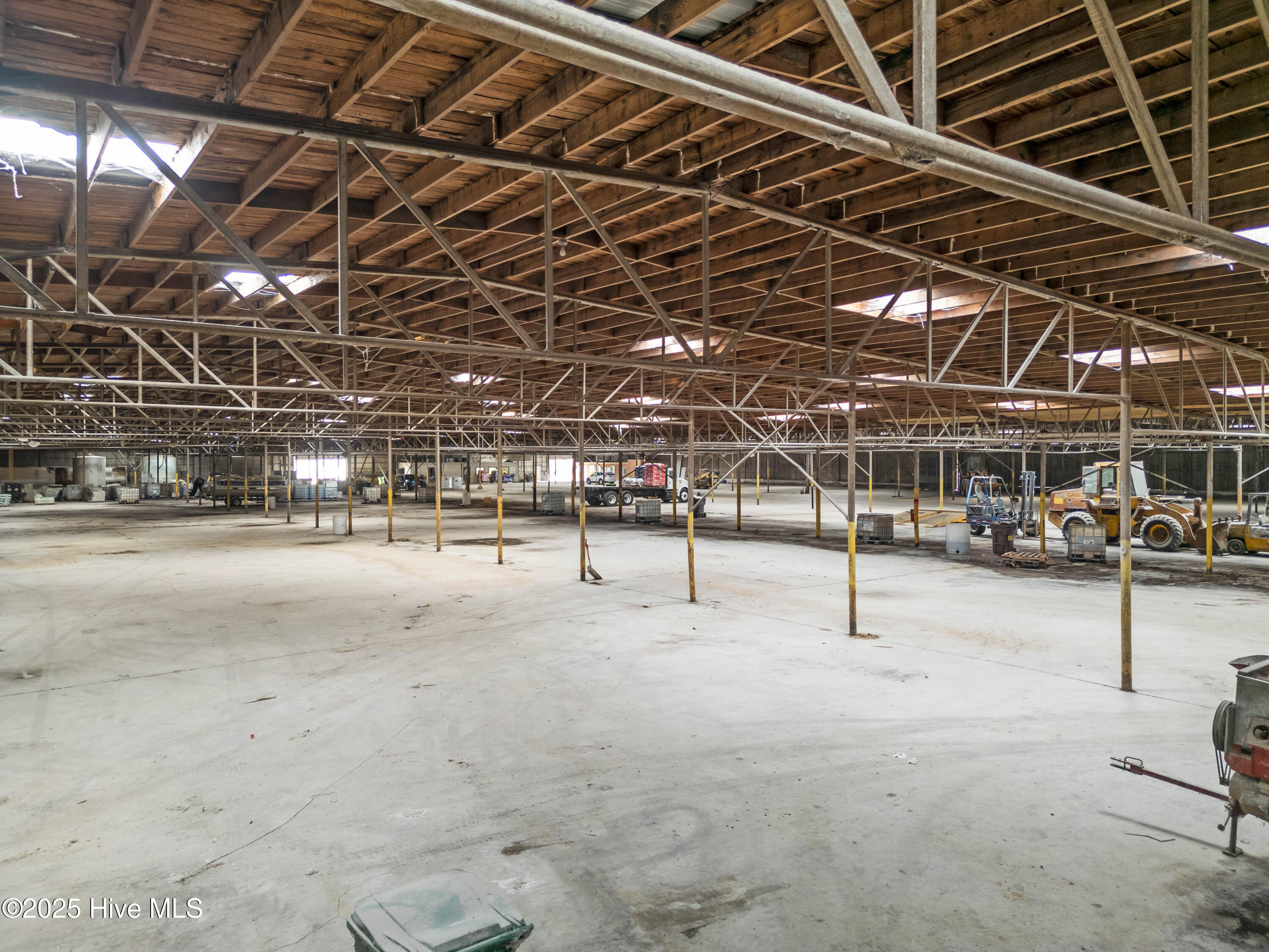 100488608 | Photo 26