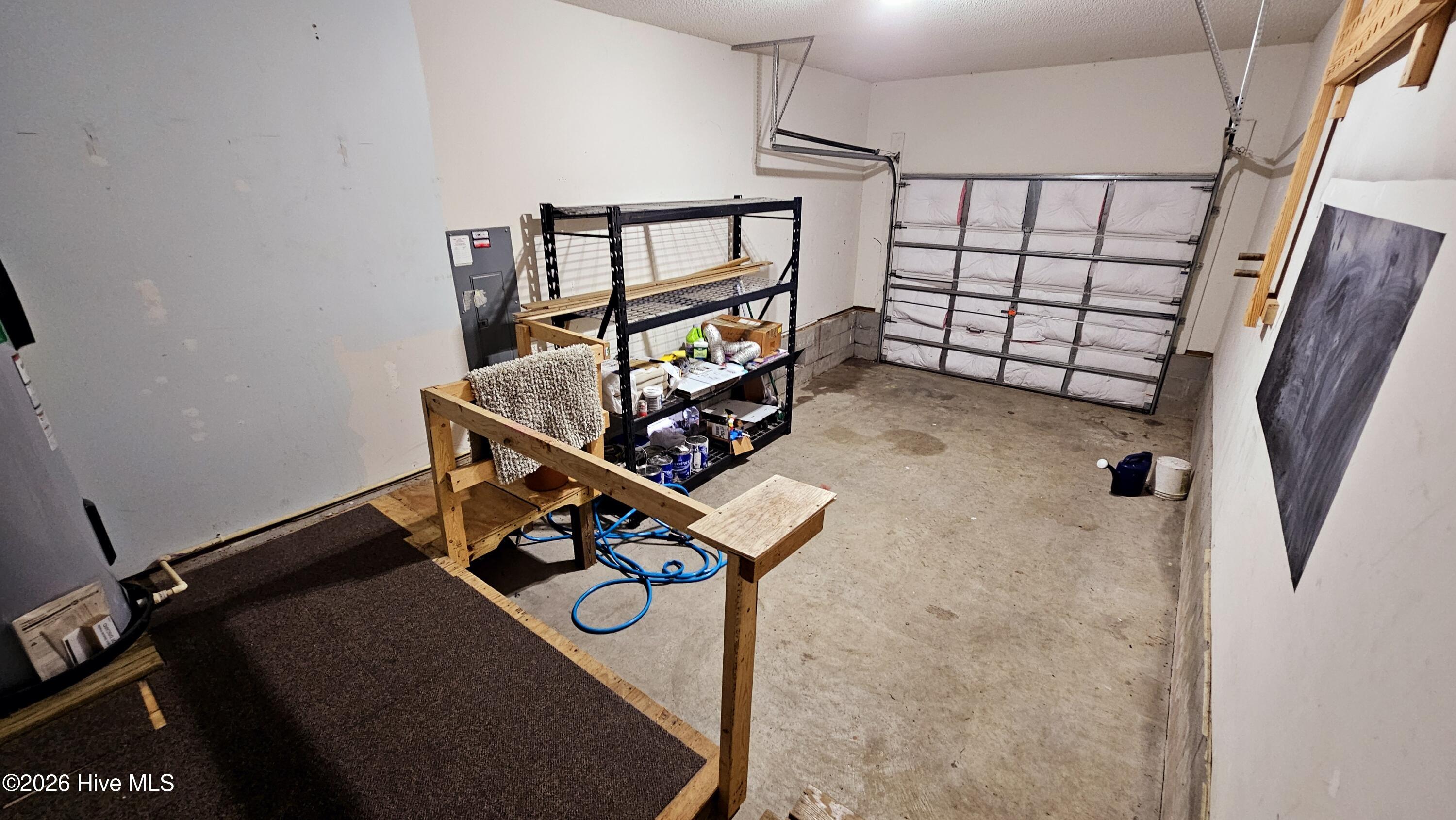 100565863 | Photo 21