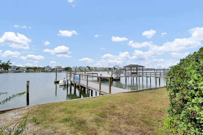 9 W Atlanta Street, Wrightsville Beach, NC, 28480