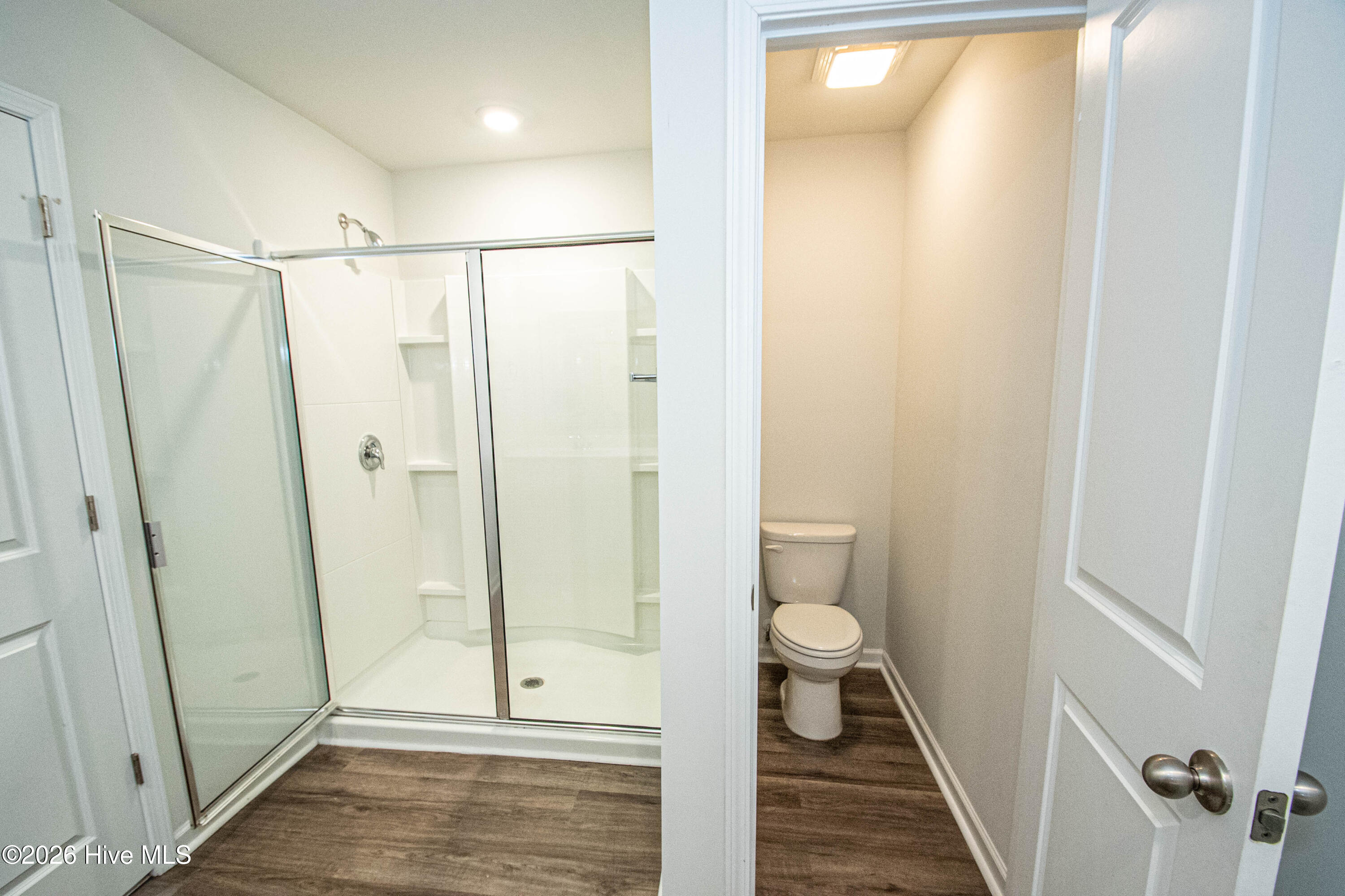 100553957 | Photo 40