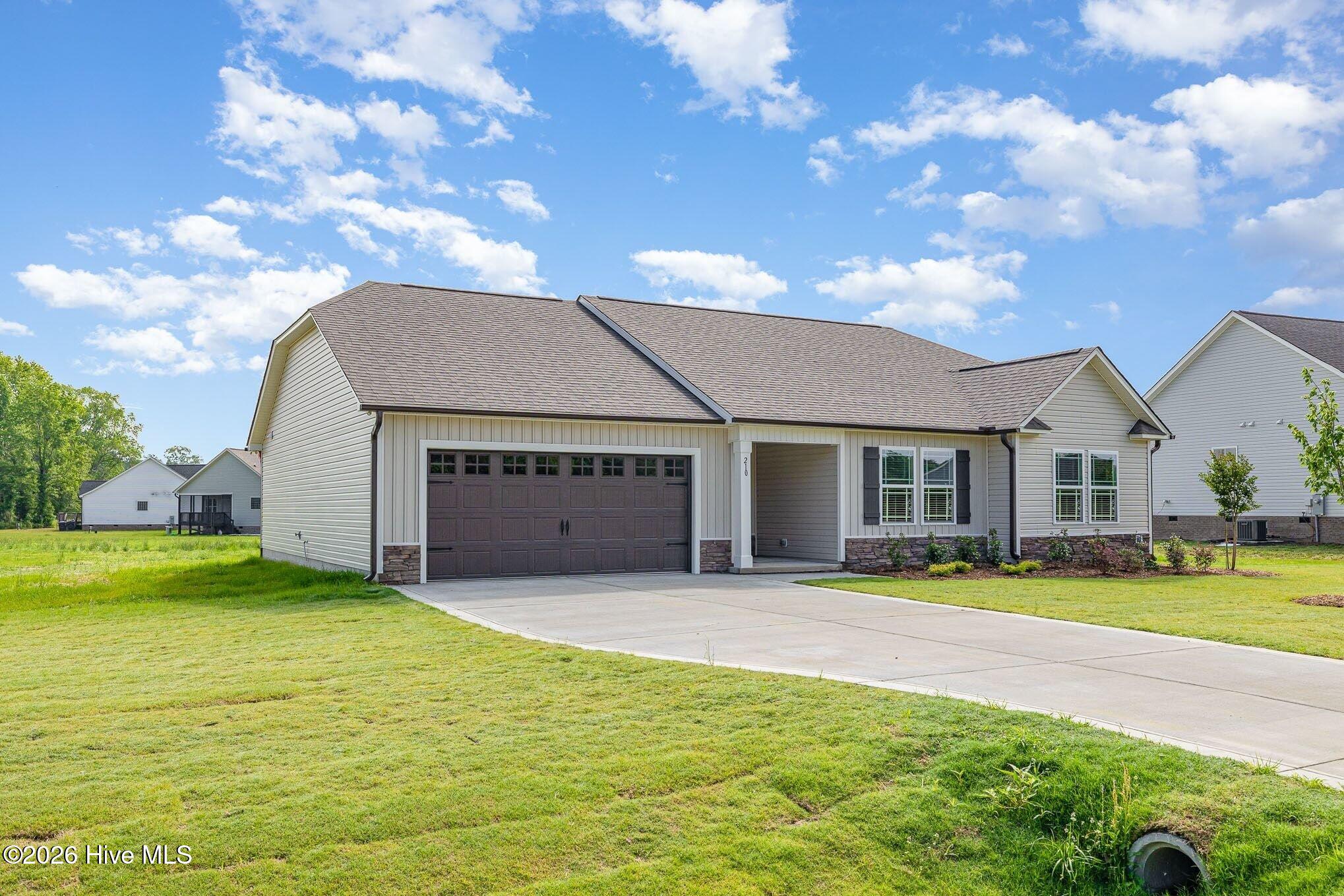 Homes for sale in Selma, NC | 210 Maxwell Farm Ln, Selma, NC 27576 | MLS# 100475365