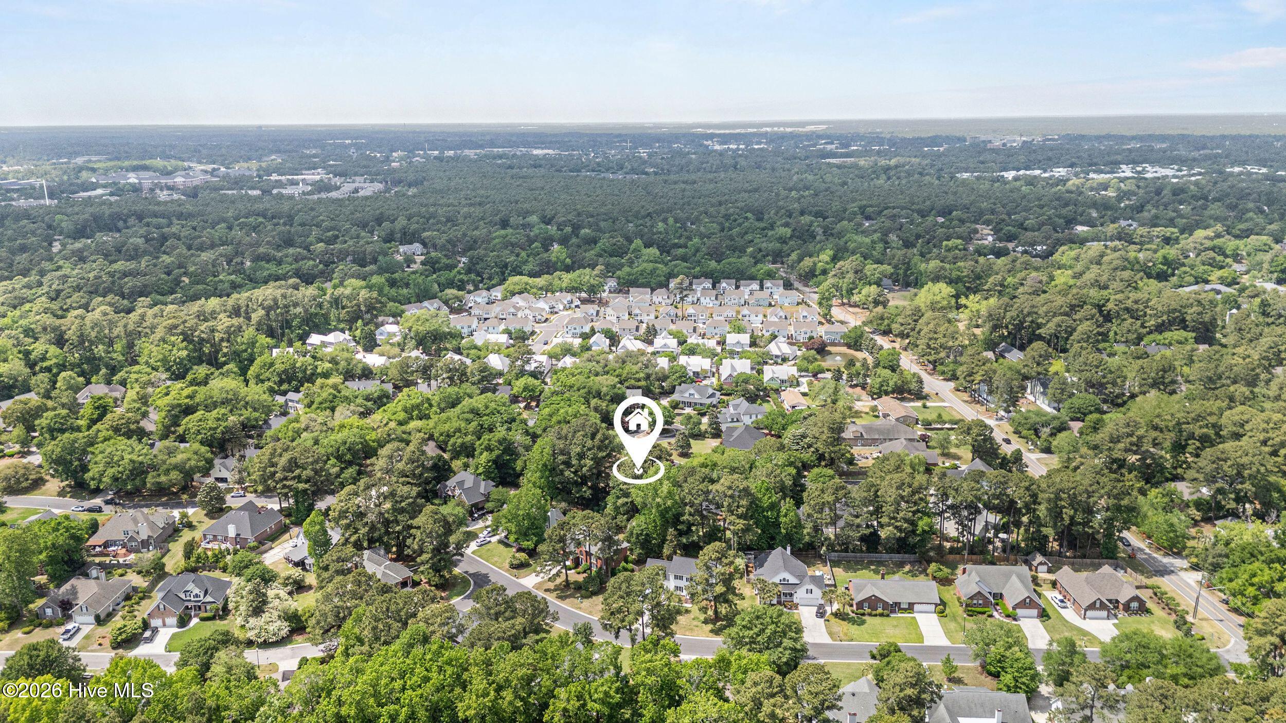 100569840 | Photo 60