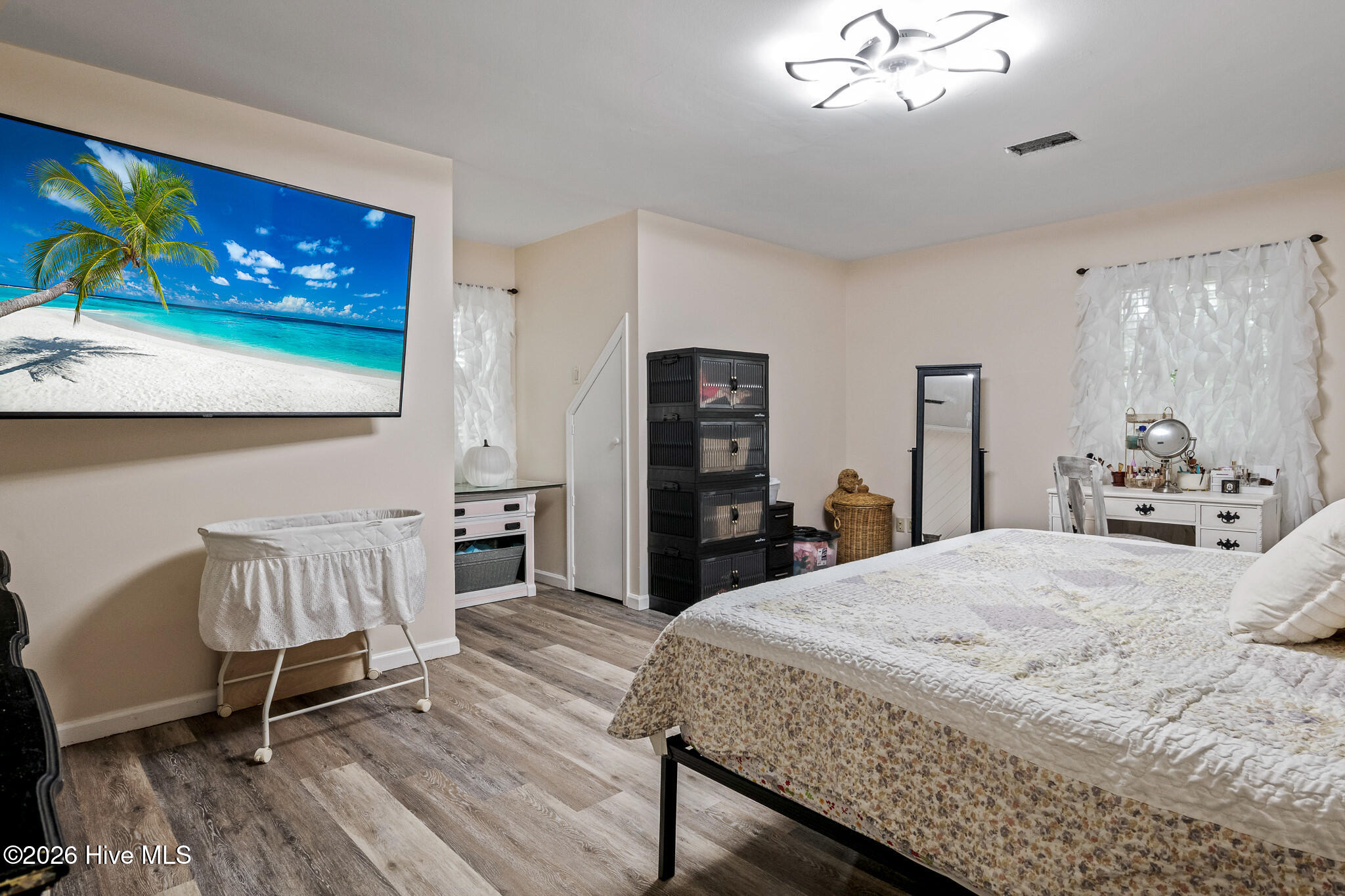 100552372 | Photo 34