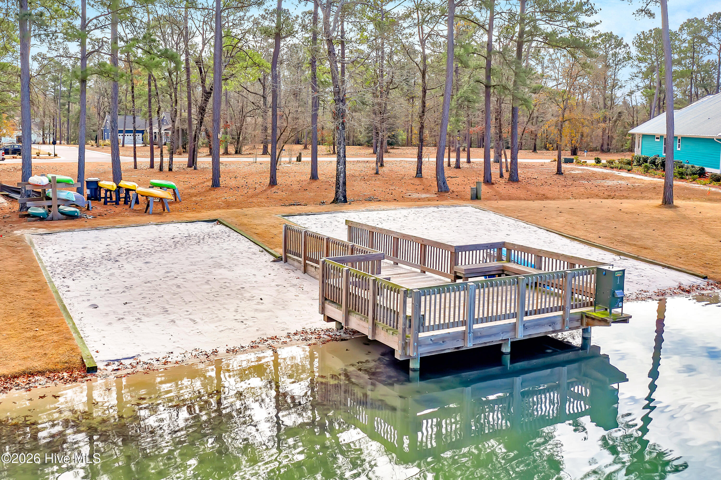 100551490 | Photo 32