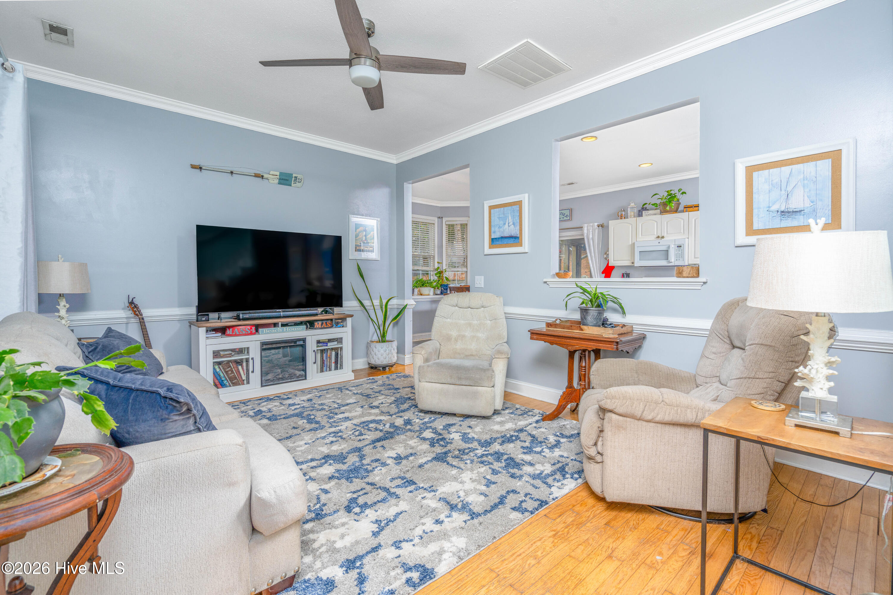 100546381 | Photo 55