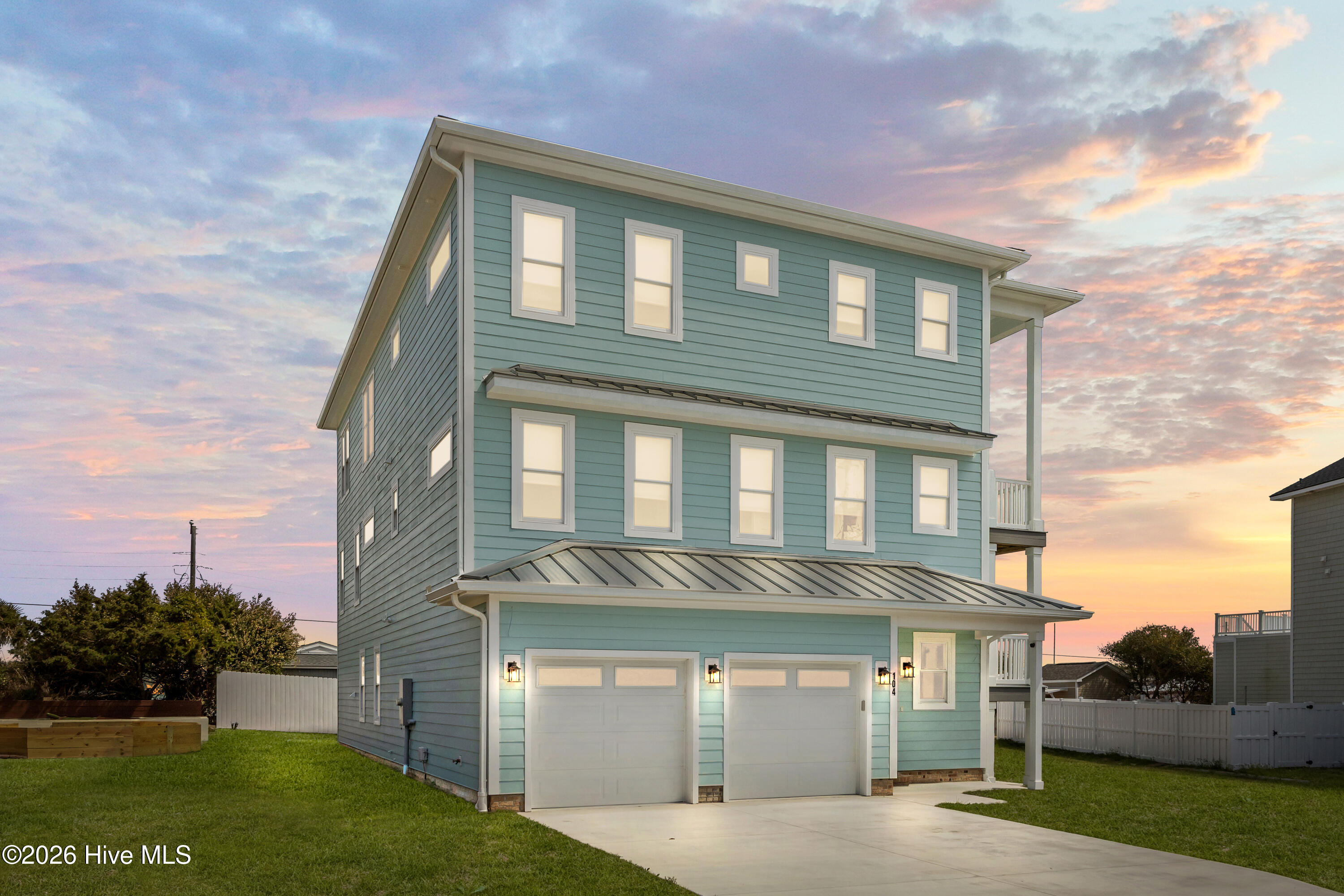 104 E Seaview Drive, Emerald Isle, NC, 28594
