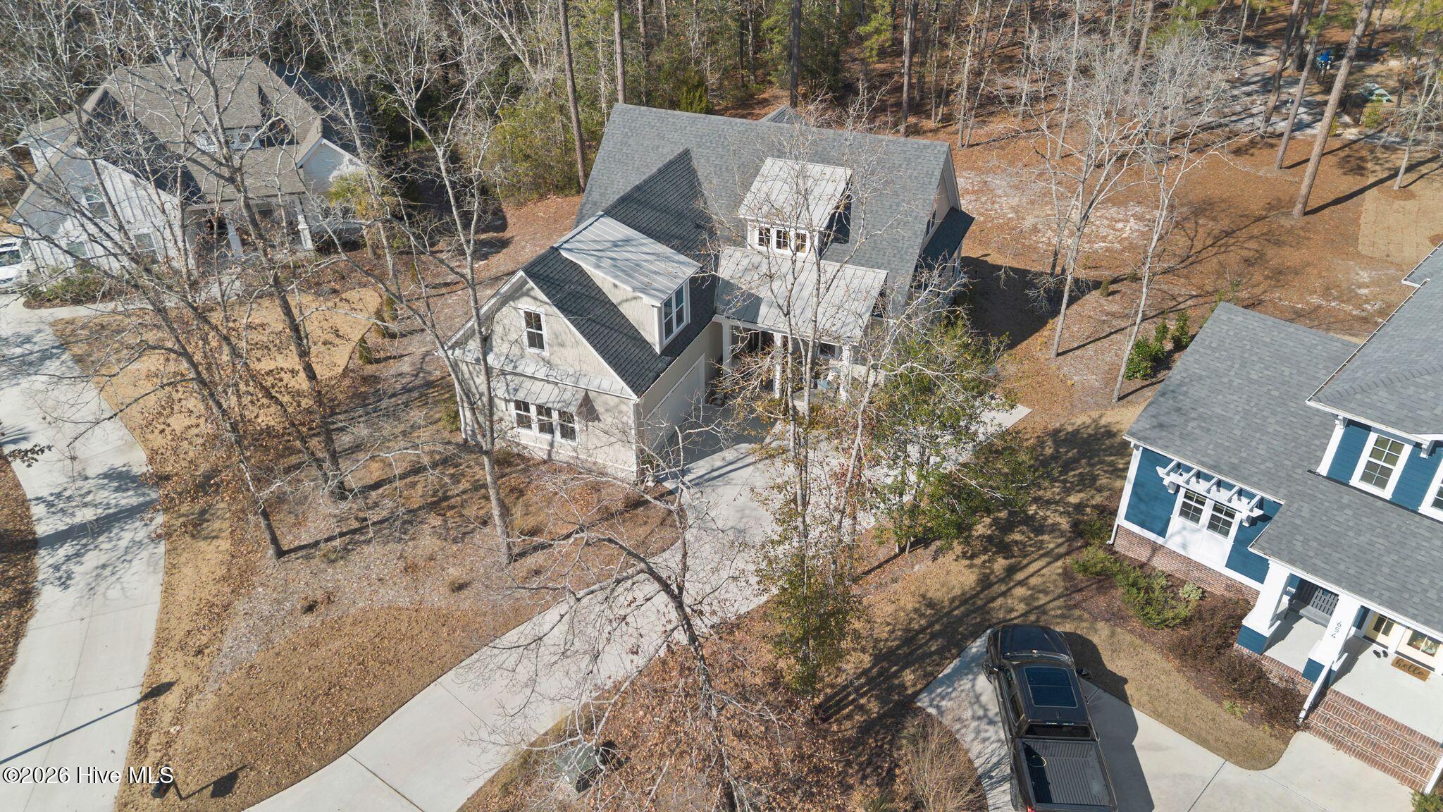 100551668 | Photo 94