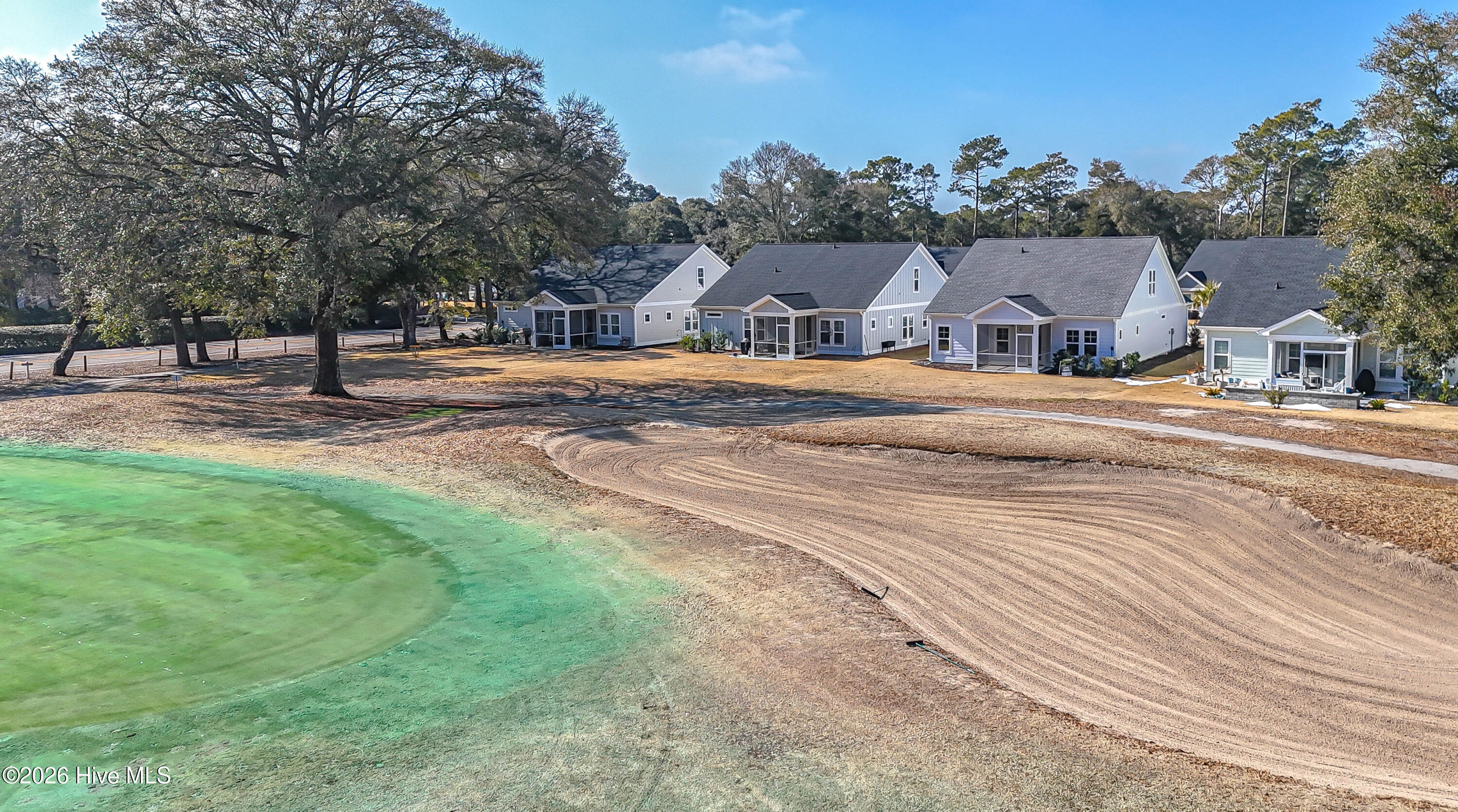 100553320 | Photo 50