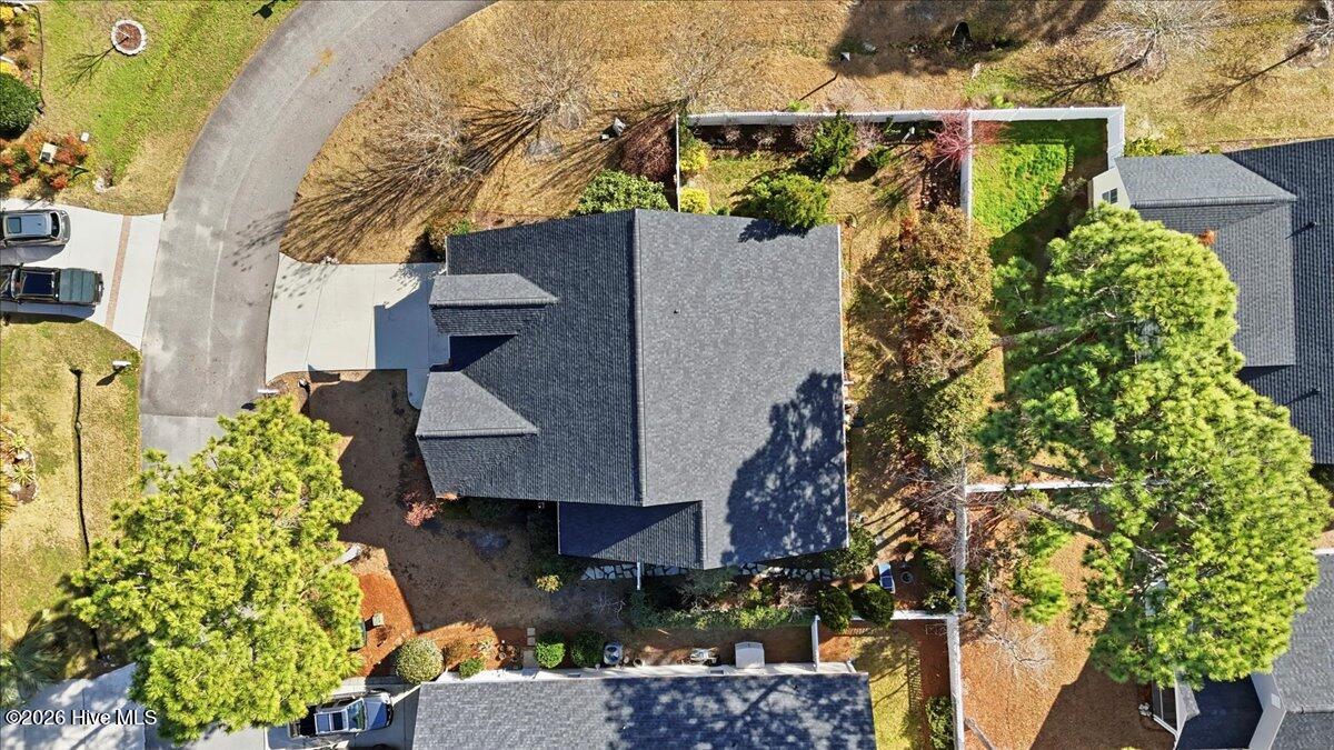 100548229 | Photo 51