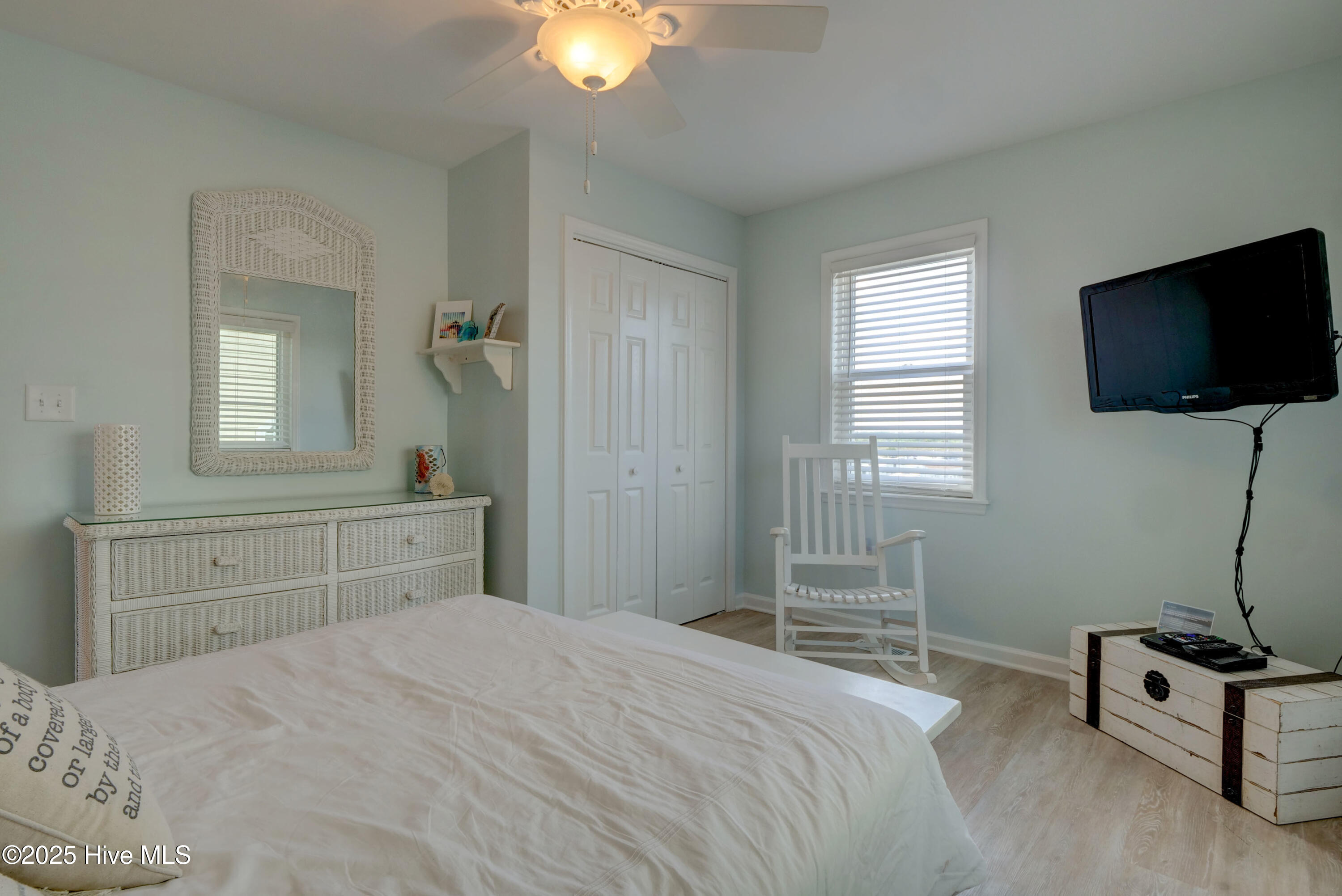 100521295 | Photo 28