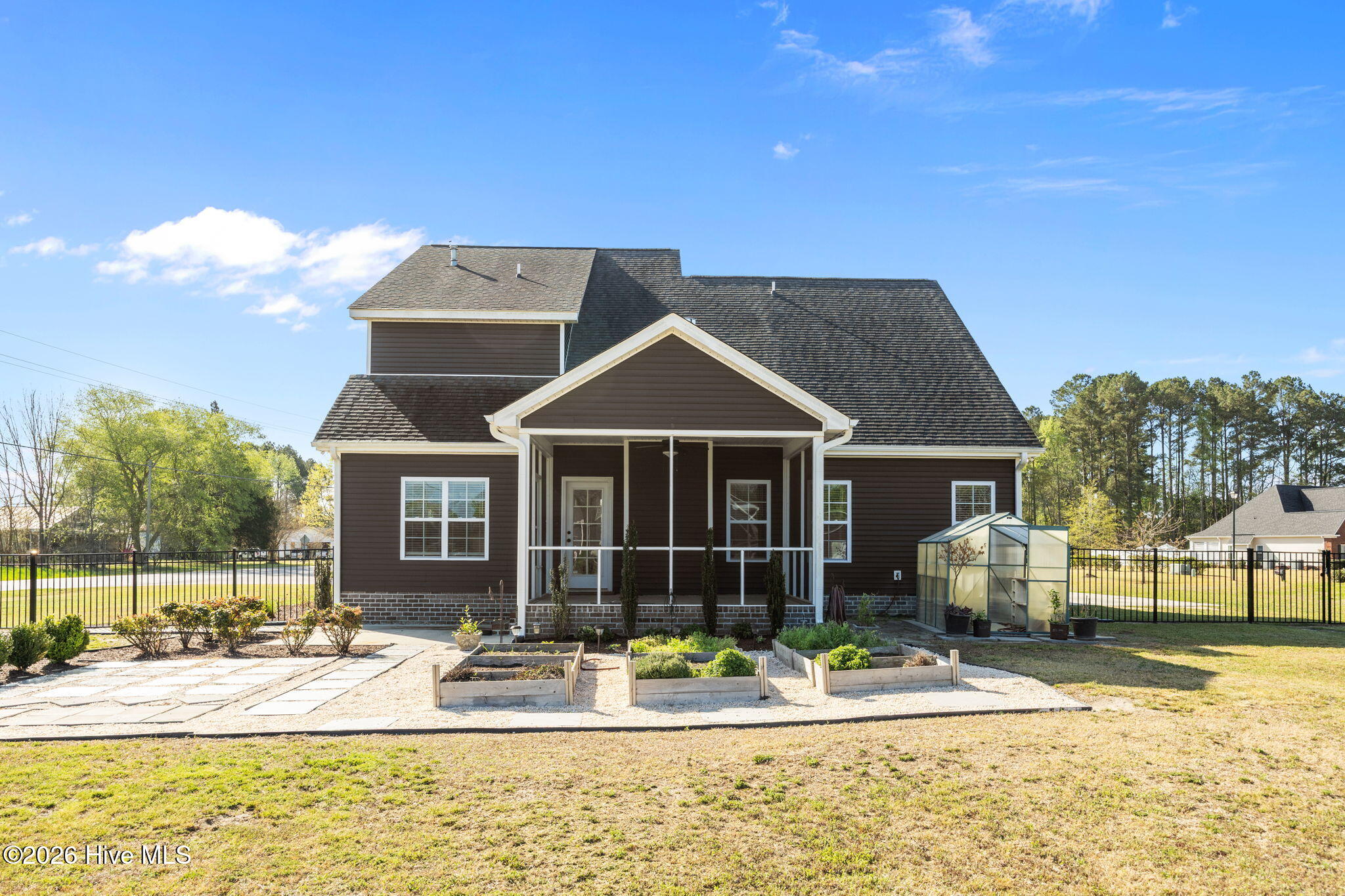 2737 Cox Farm Road, Greenville, NC, 27858