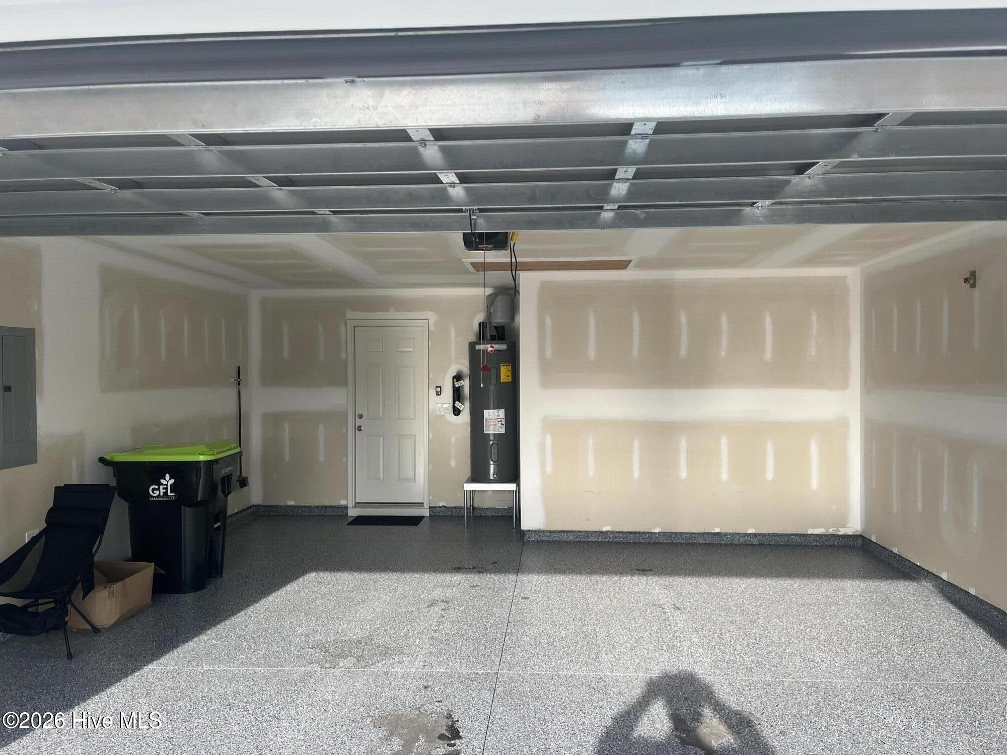 100556275 | Photo 18