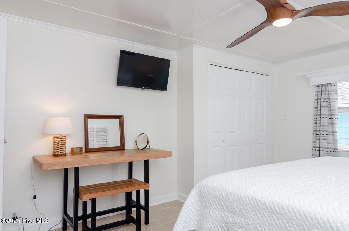 100564062 | Photo 21