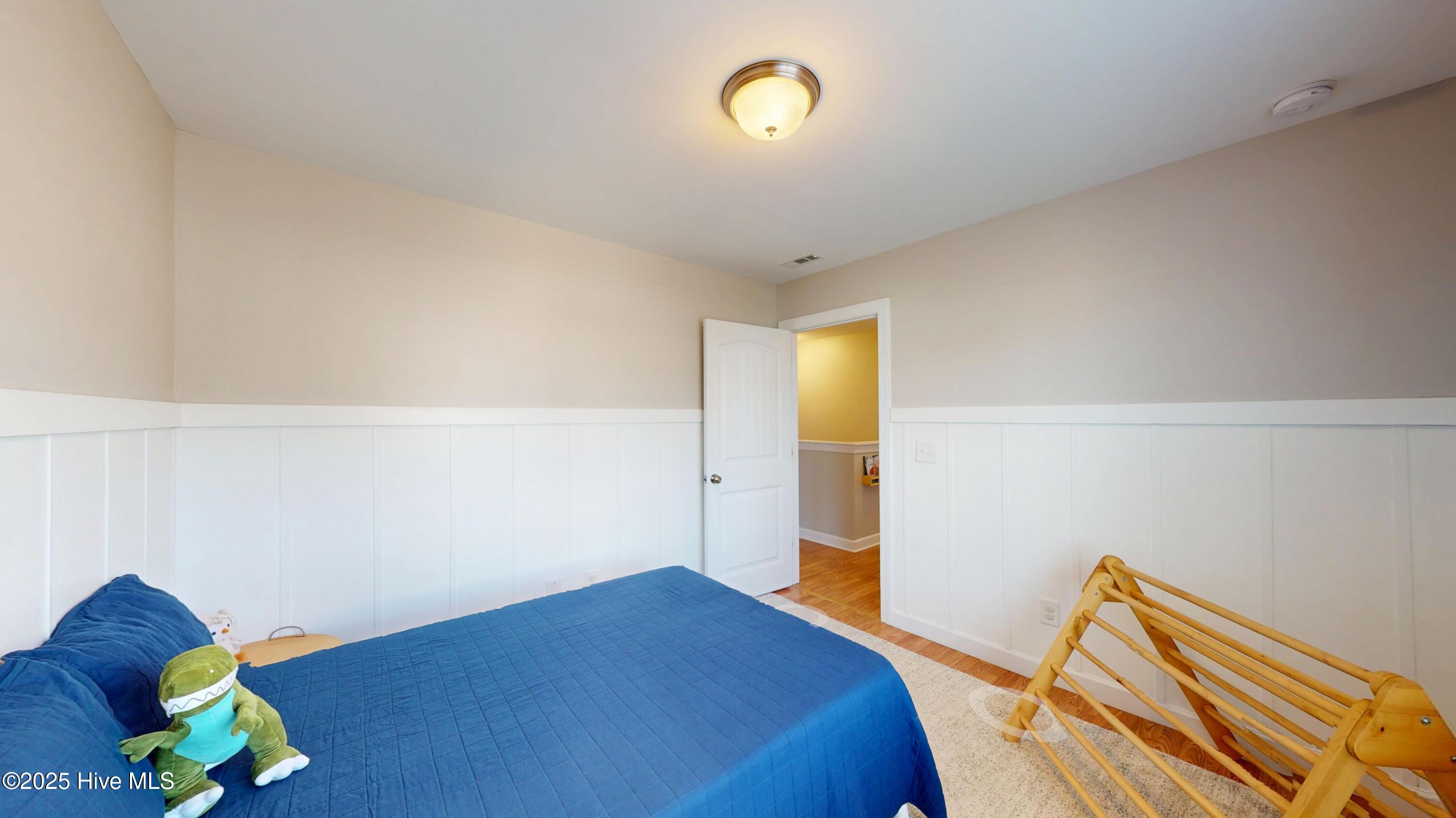 100526795 | Photo 63