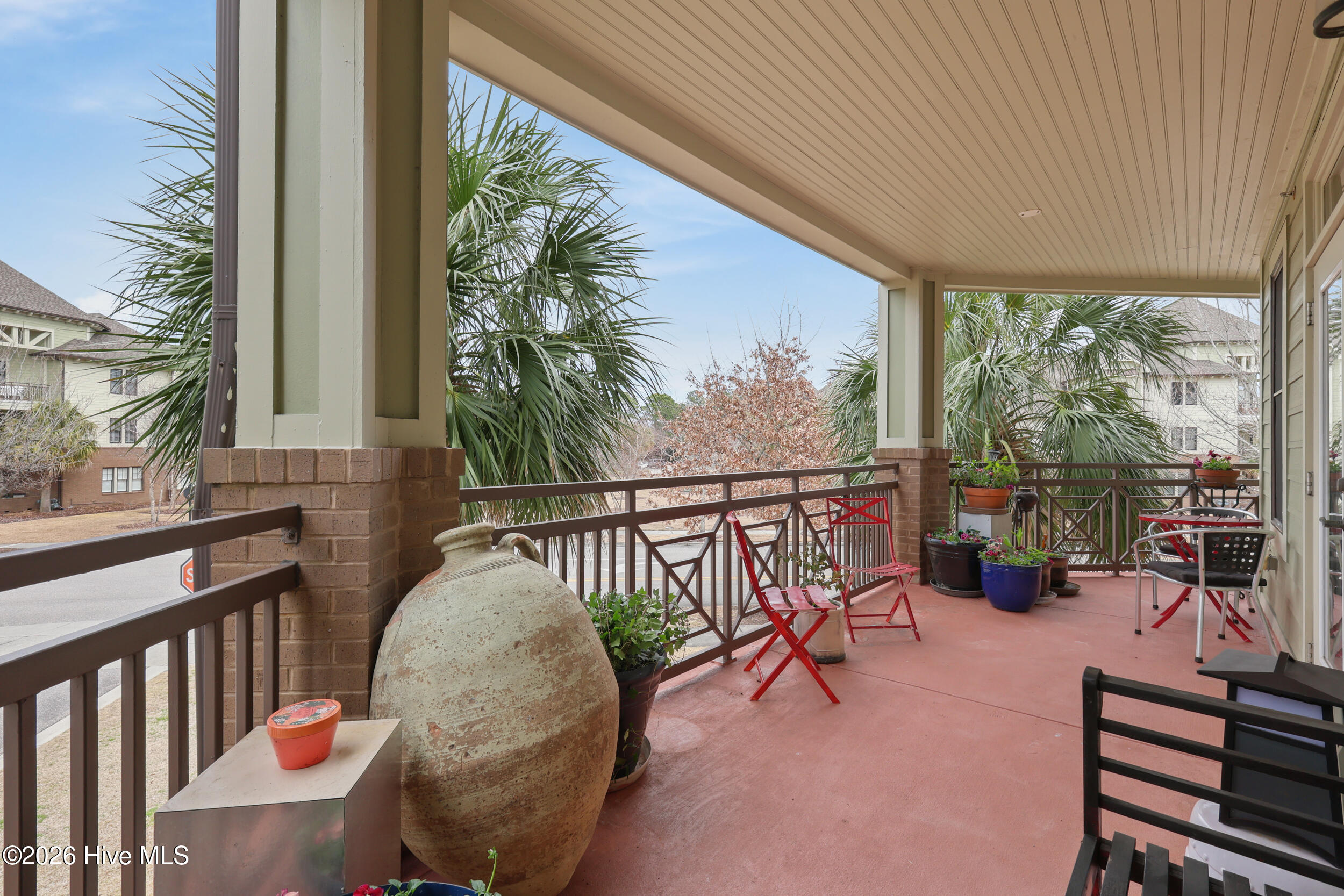 100556037 | Photo 26