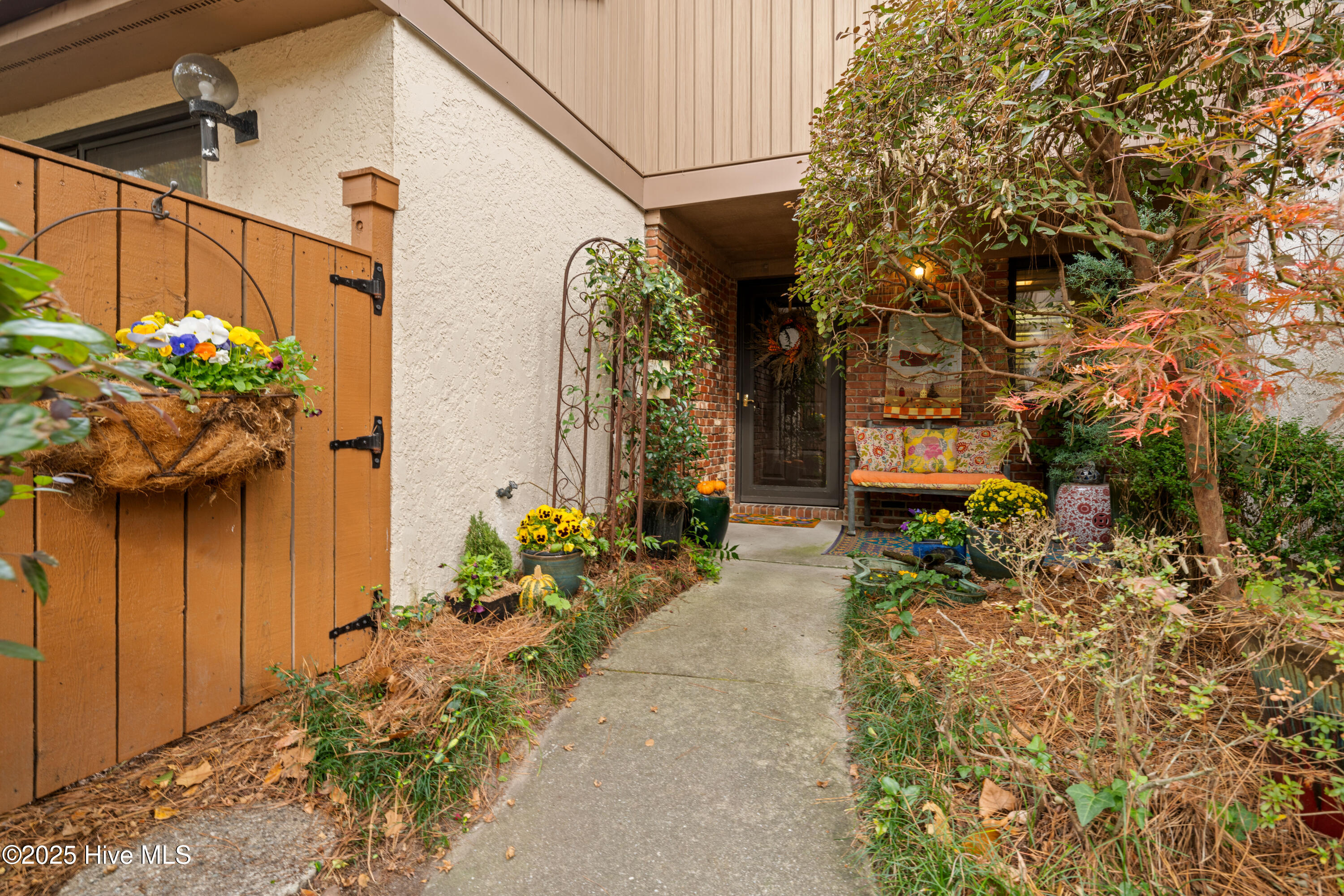 Homes for sale in Wilmington, NC | 2092 Albert Cir, Wilmington, NC 28403 | MLS# 100543776