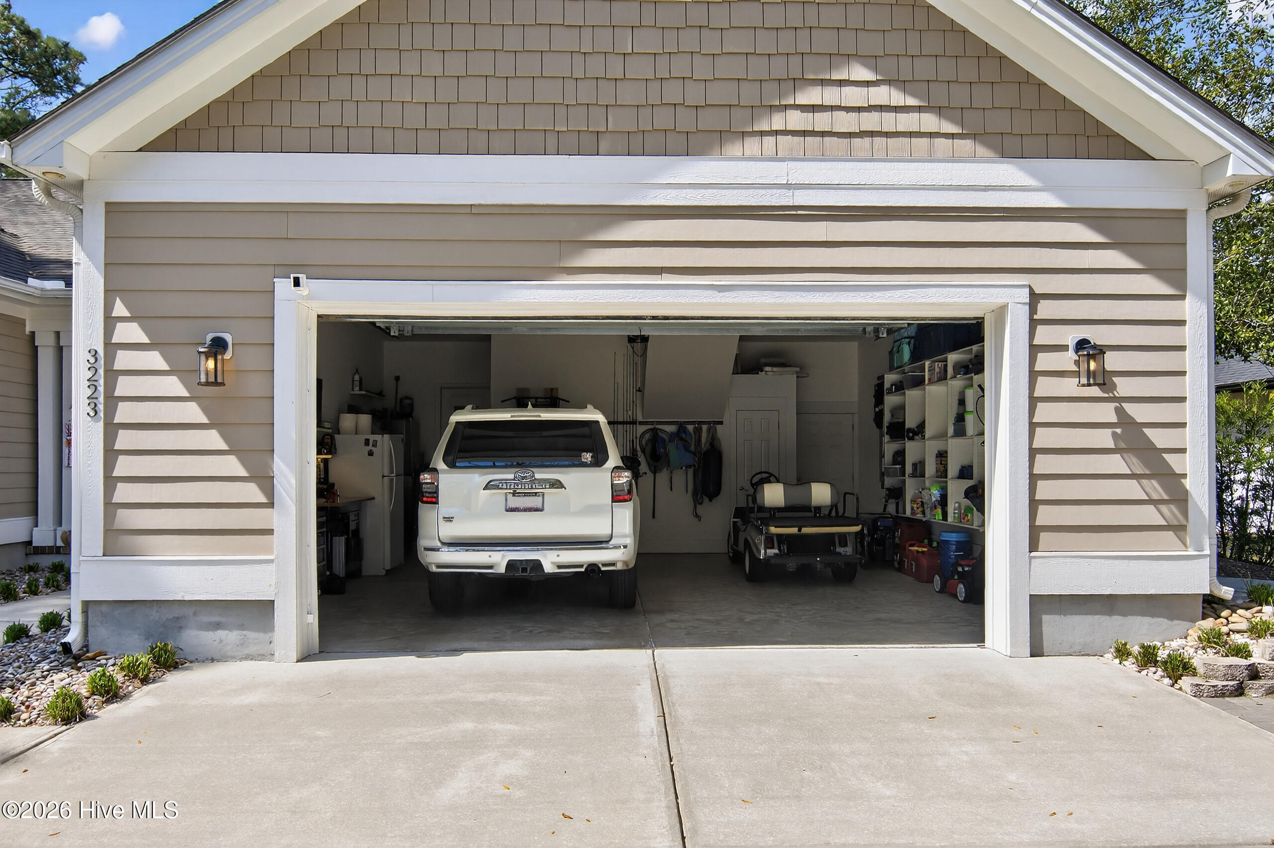 100565321 | Photo 10