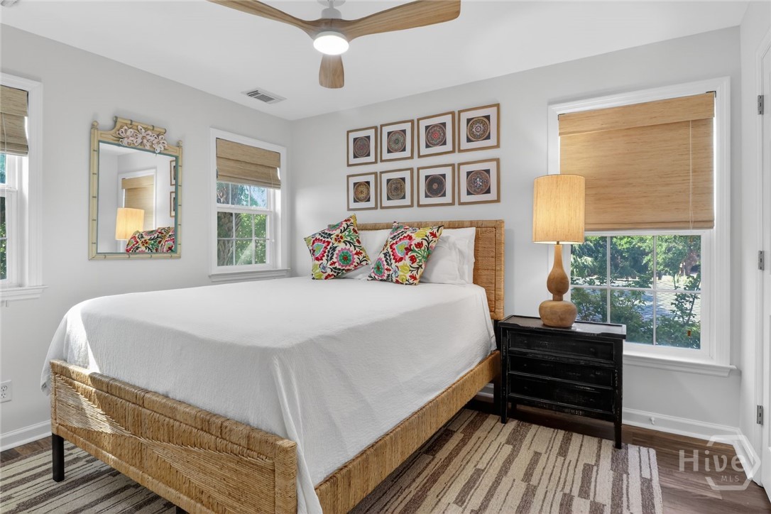Additional bedroom