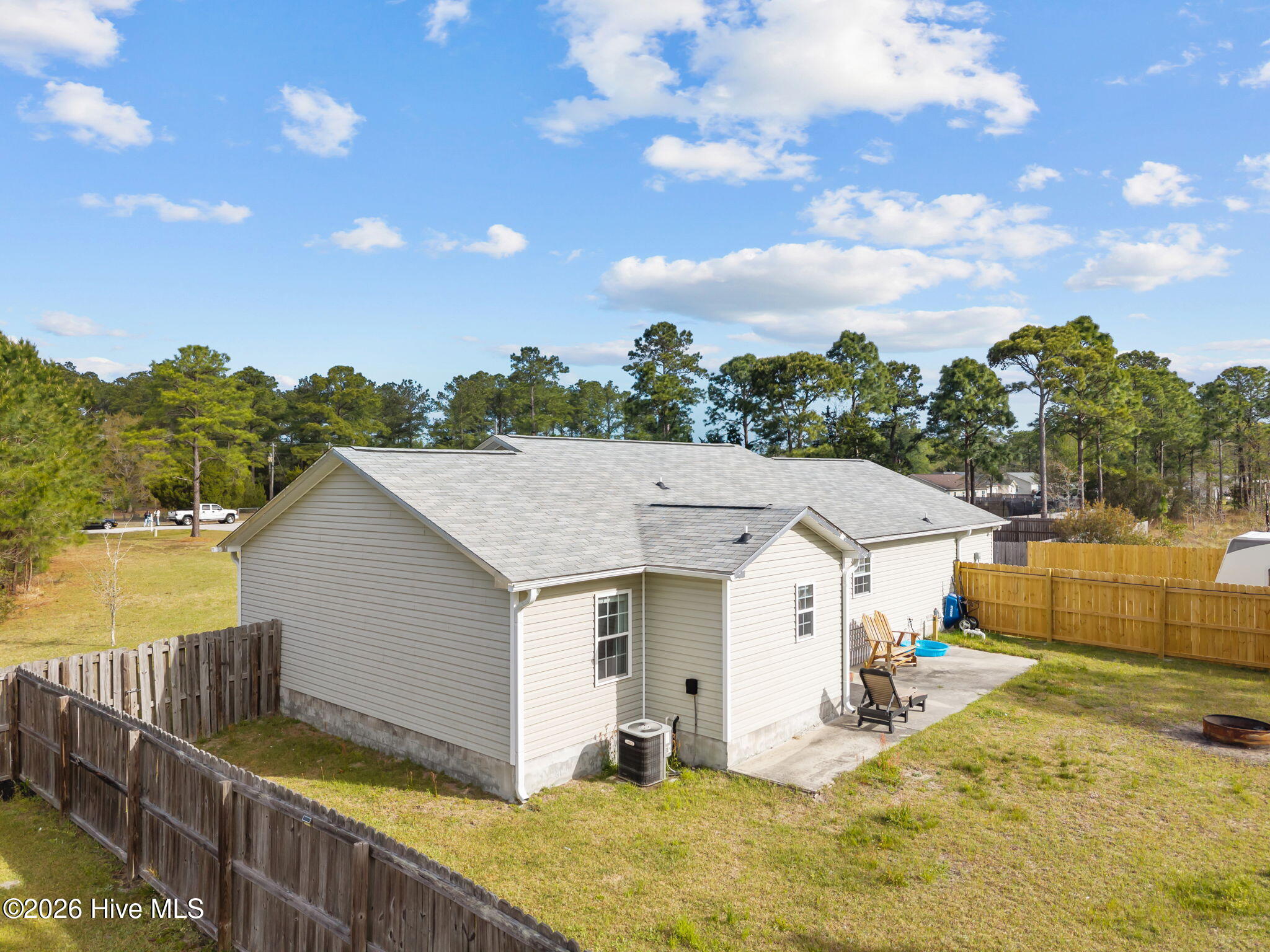 100566784 | Photo 27