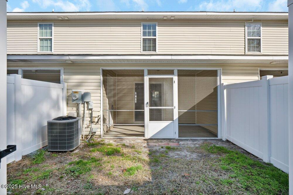 100546916 | Photo 28