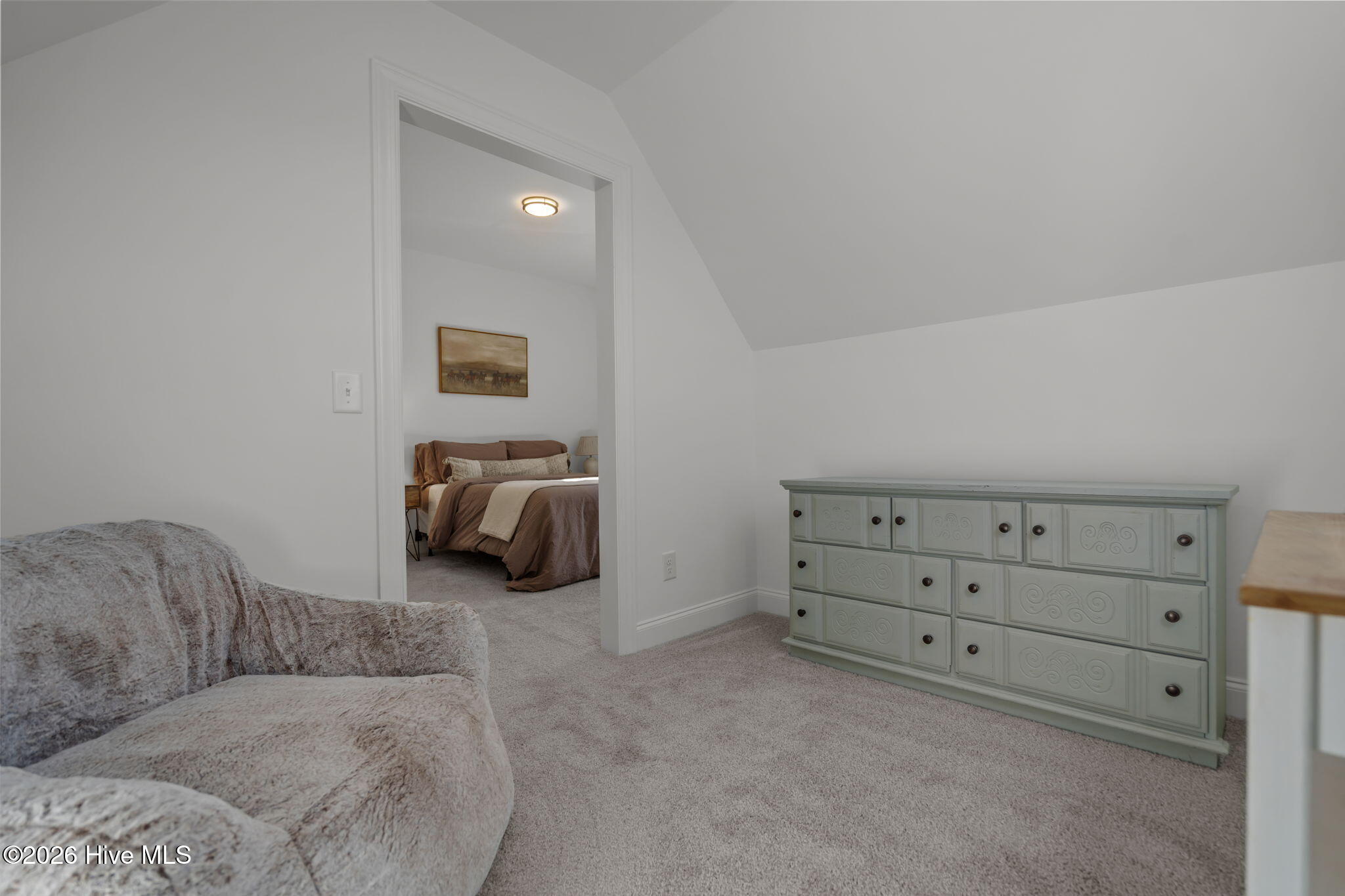 100552740 | Photo 35