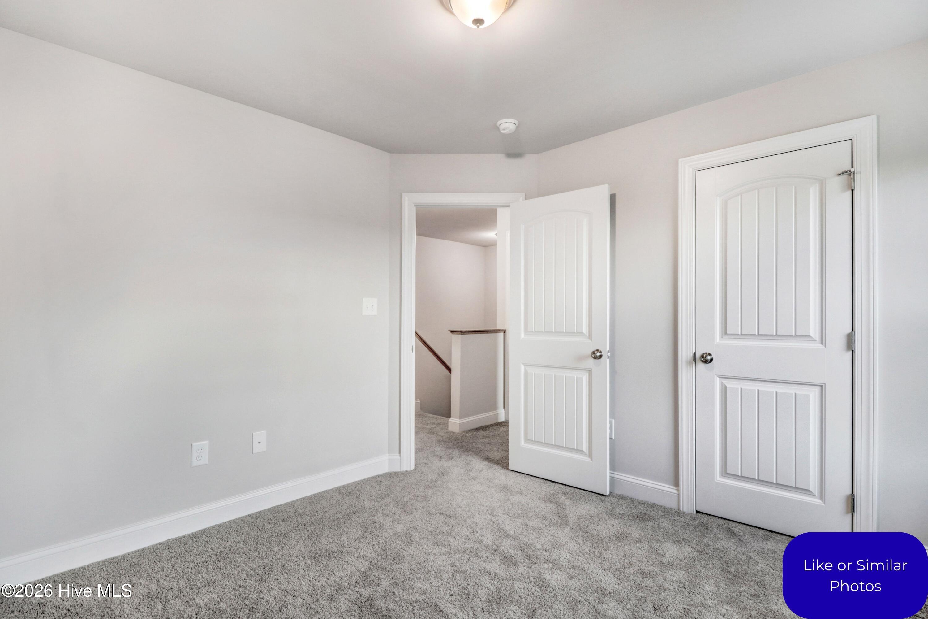 100570215 | Photo 17