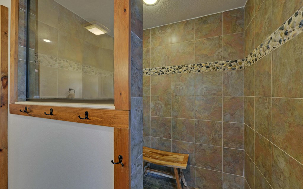 483 Vineyard Creek Way, Murphy, NC 28906 Listing Photo  15