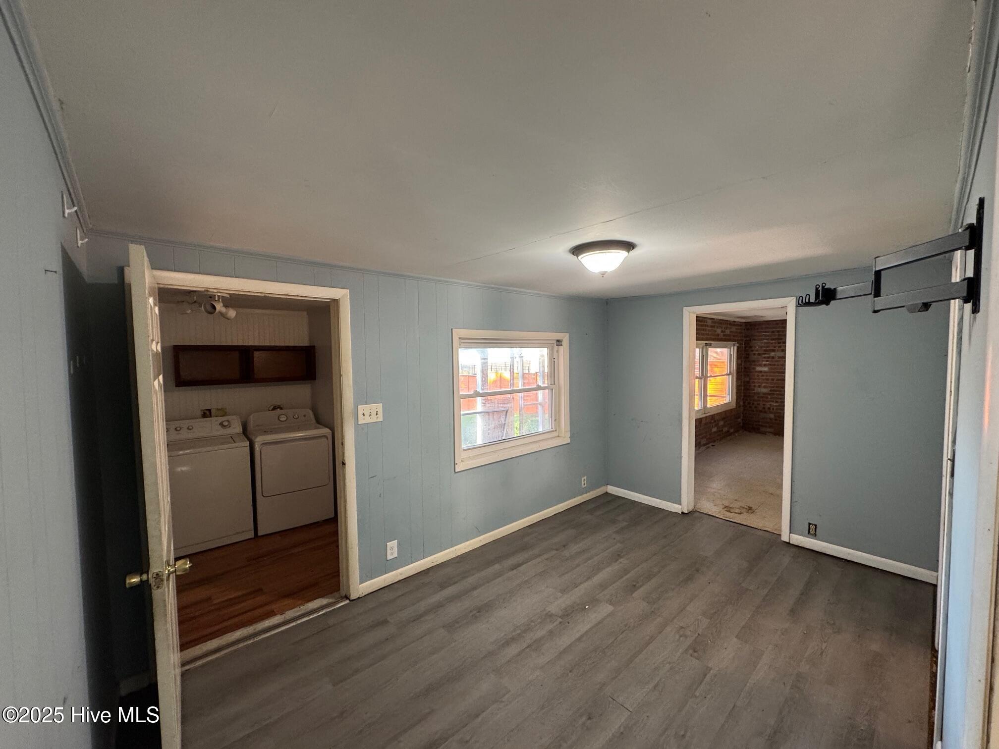 100527099 | Photo 24