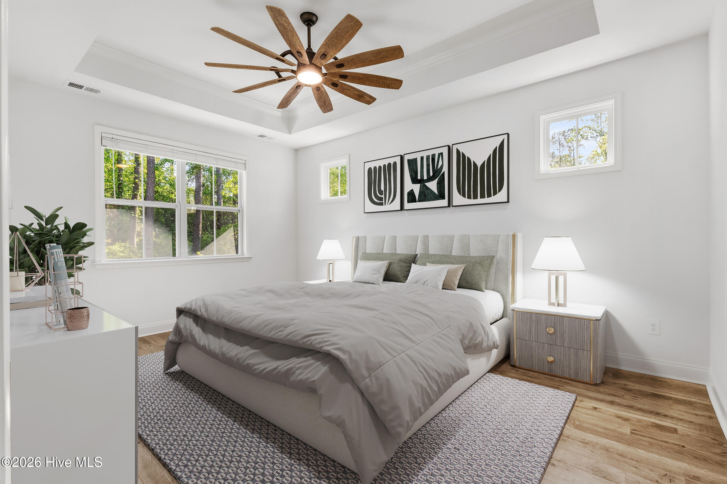 100567721 | Photo 23