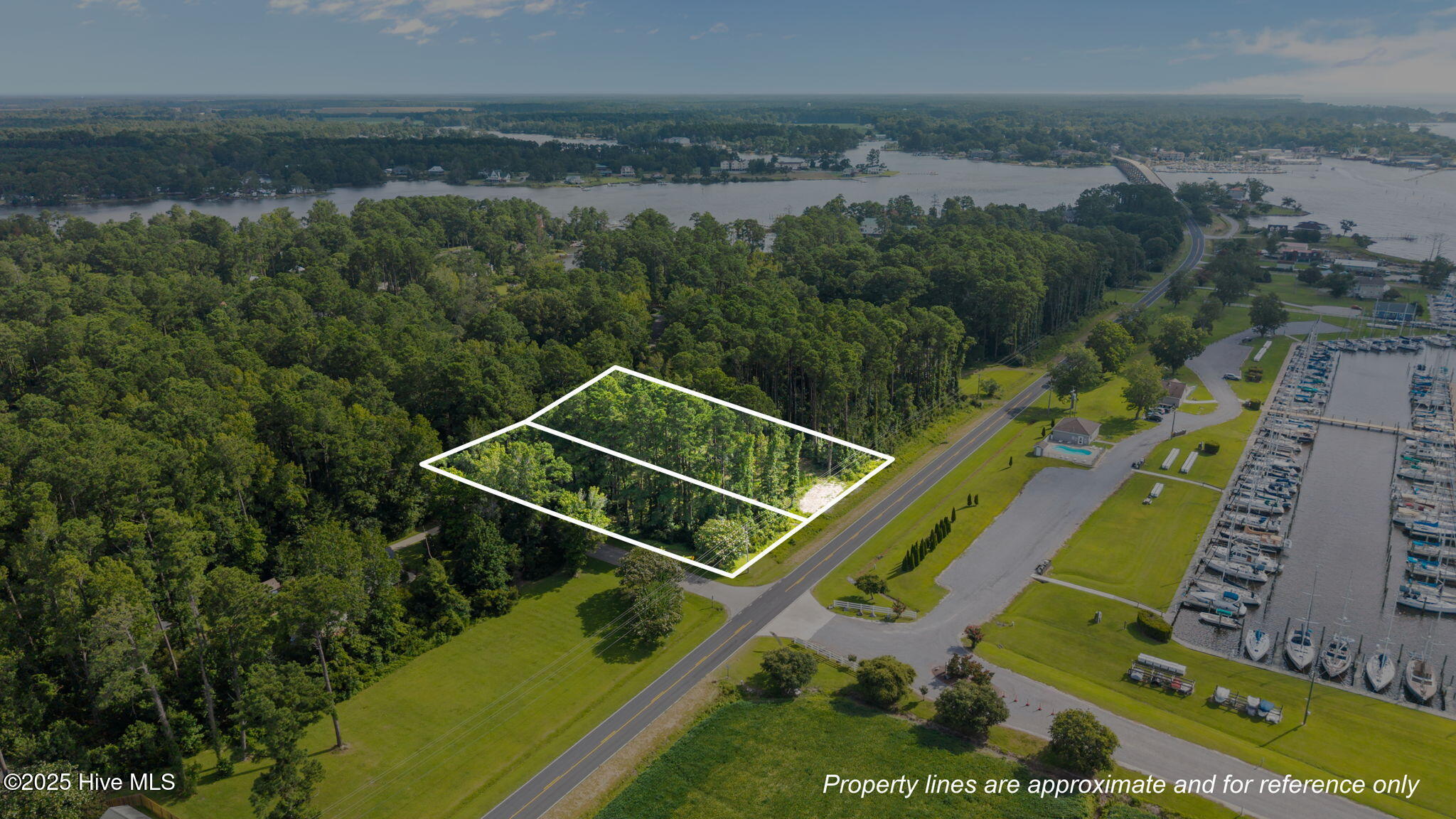 690 Oriental Road, Oriental, NC, 28571