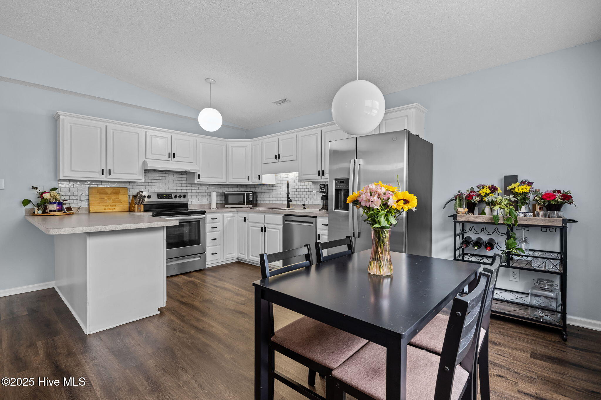 100530656 | Photo 26