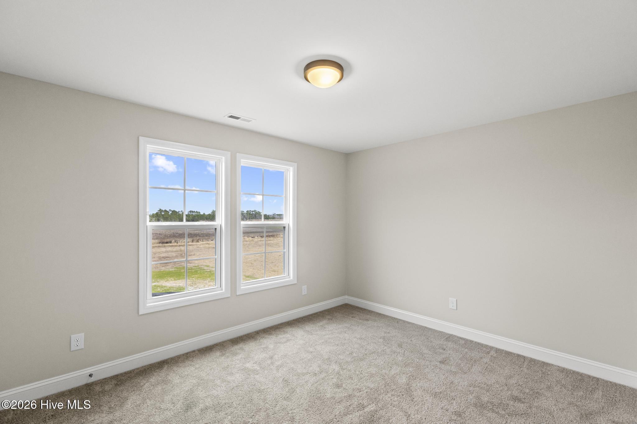 100516178 | Photo 24