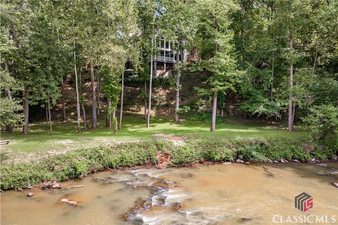 210 Riverview Road