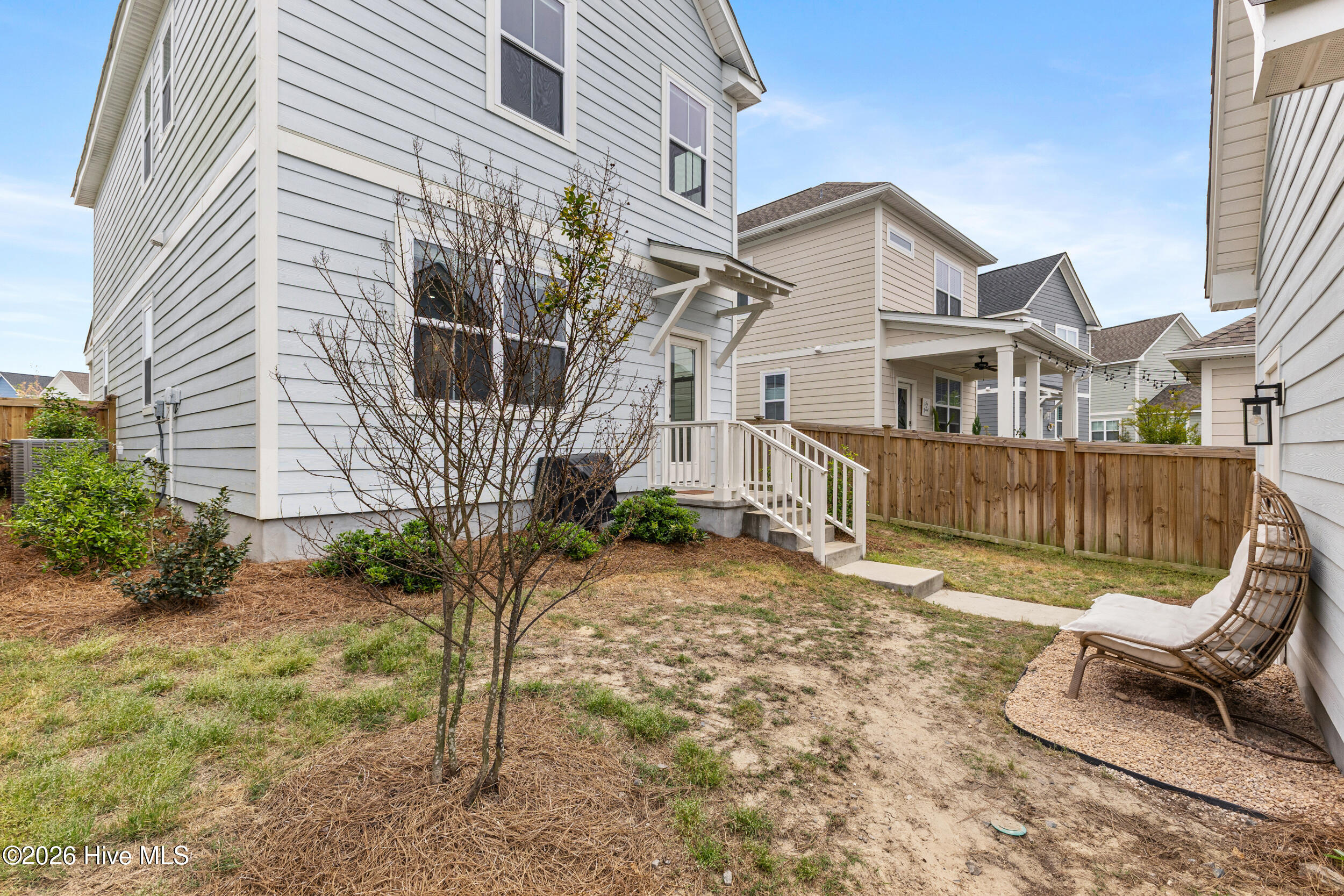 100567295 | Photo 22