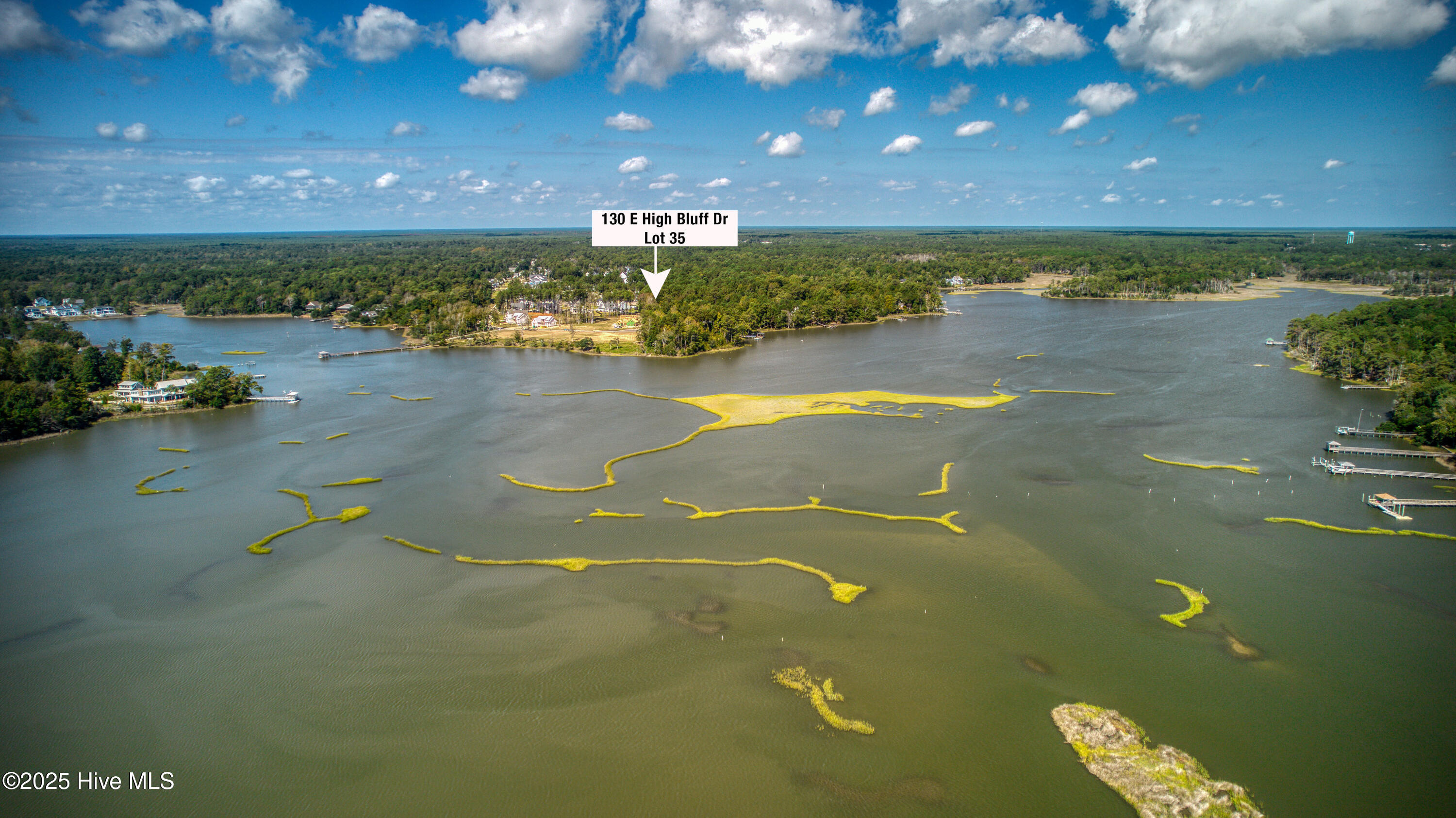 100533410 | Photo 15