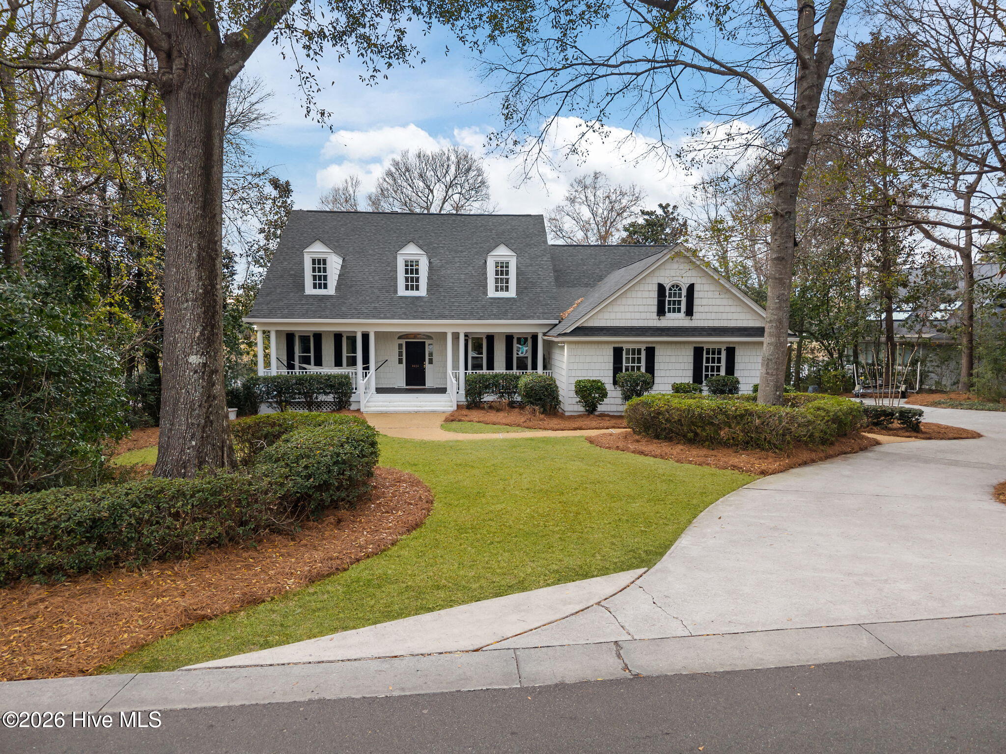 Homes for sale in Wilmington, NC | 1401 Avenel Dr, Wilmington, NC 28411 | MLS# 100556874
