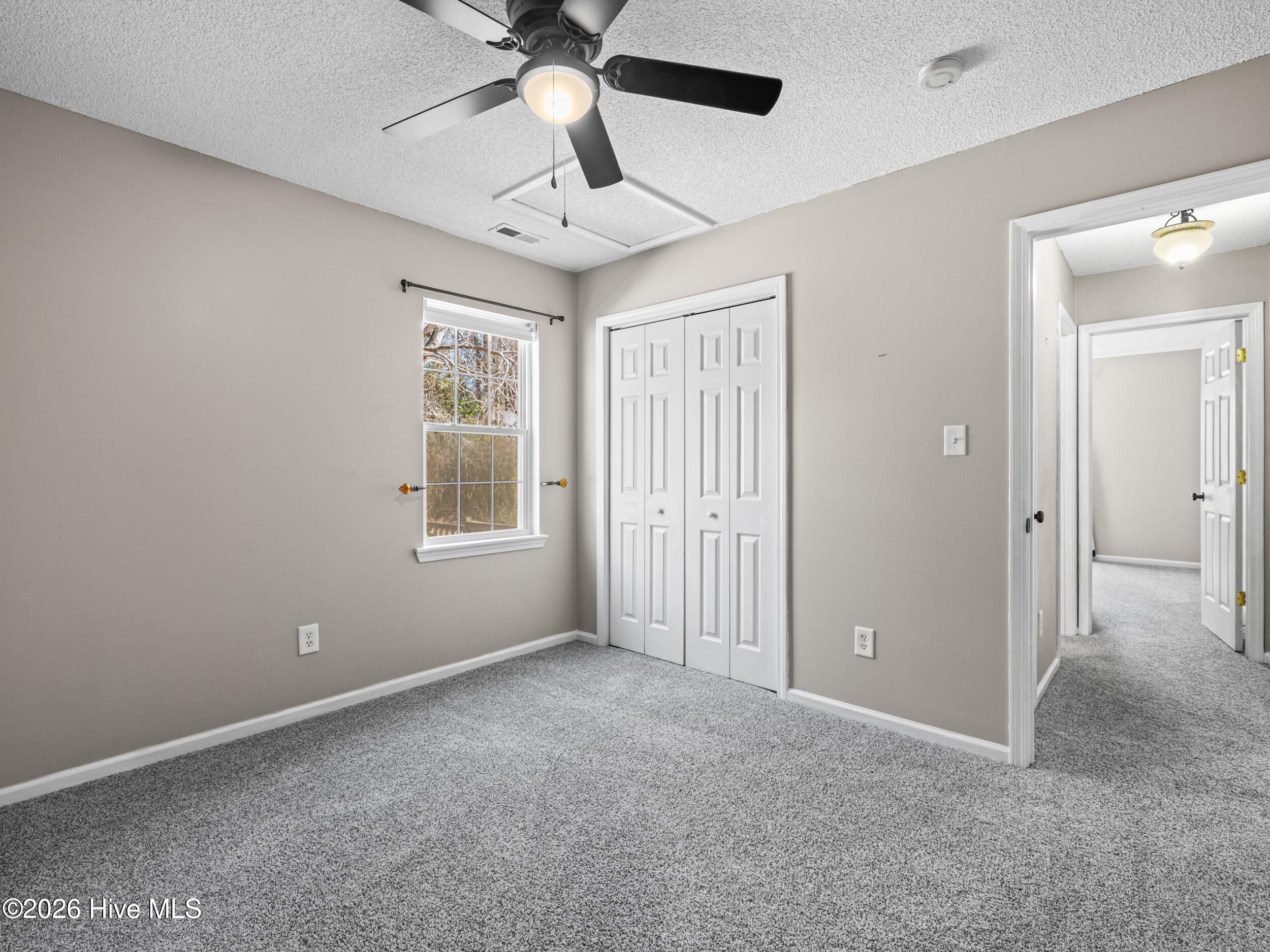 100547559 | Photo 35