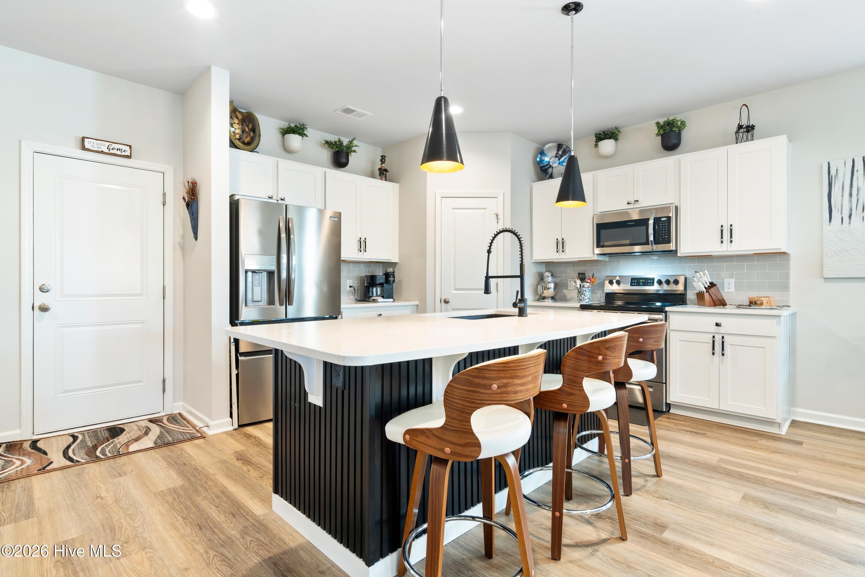 100550634 | Photo 20