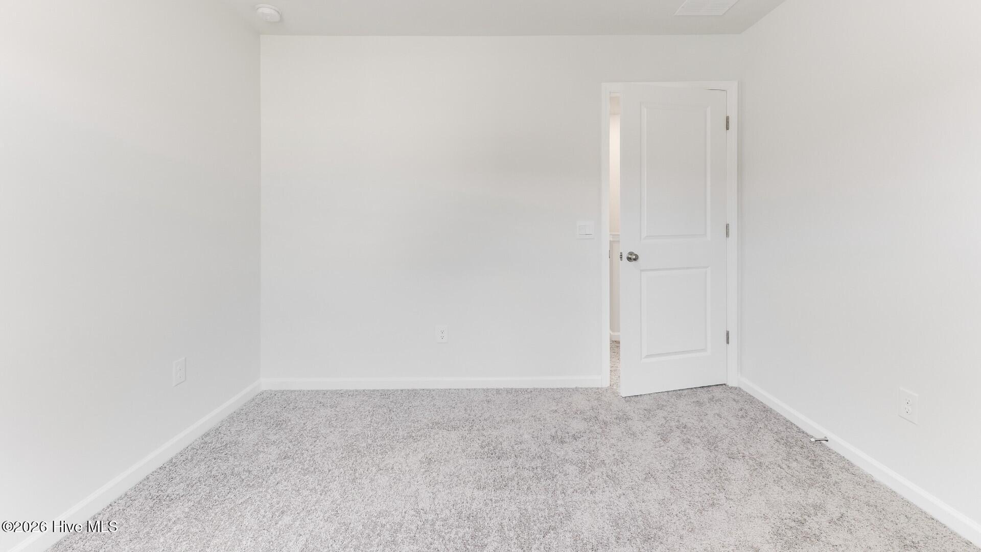 100550246 | Photo 15