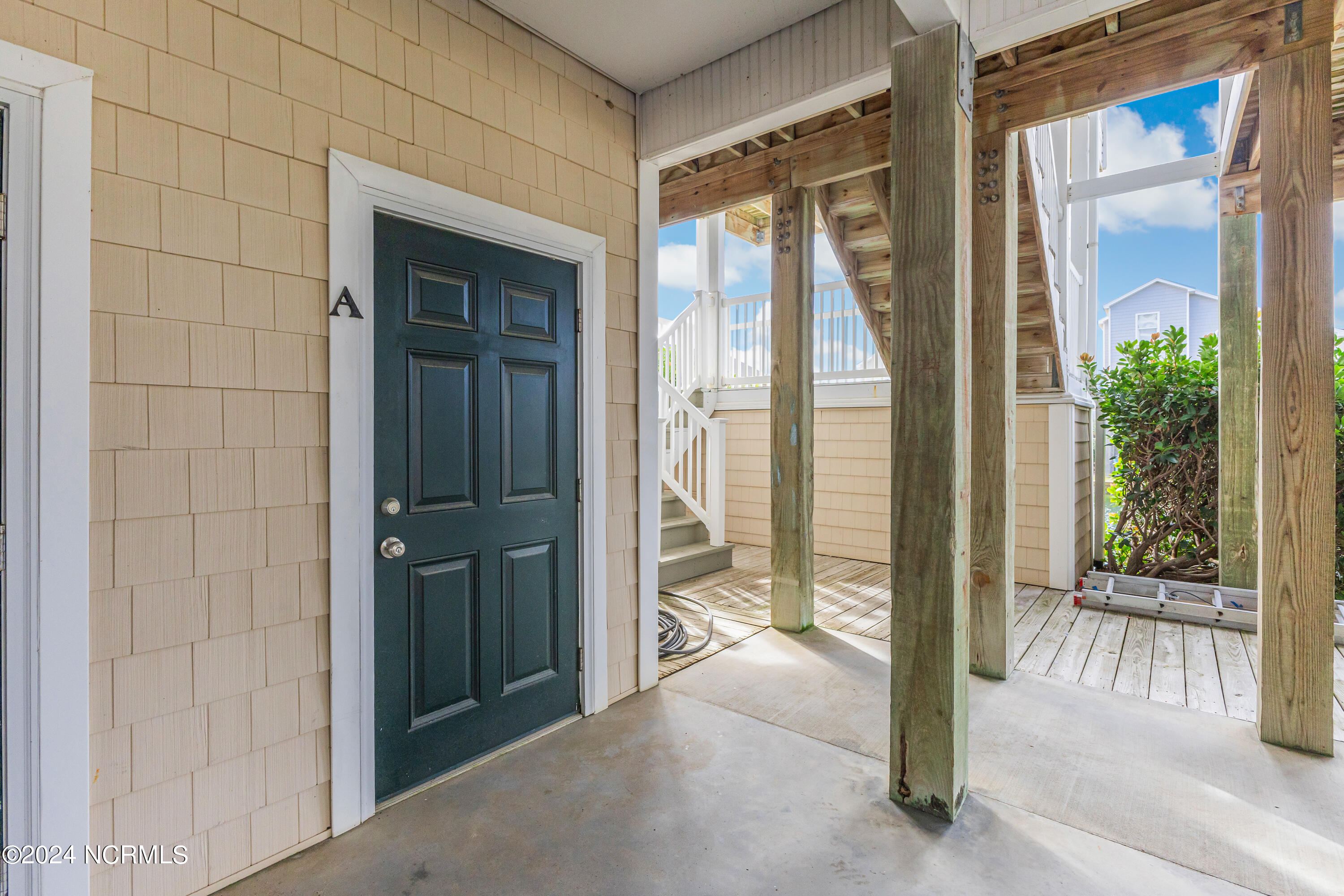 100528559 | Photo 26