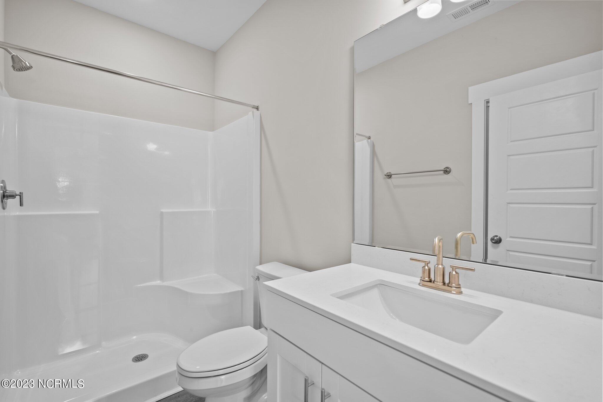 100545578 | Photo 30