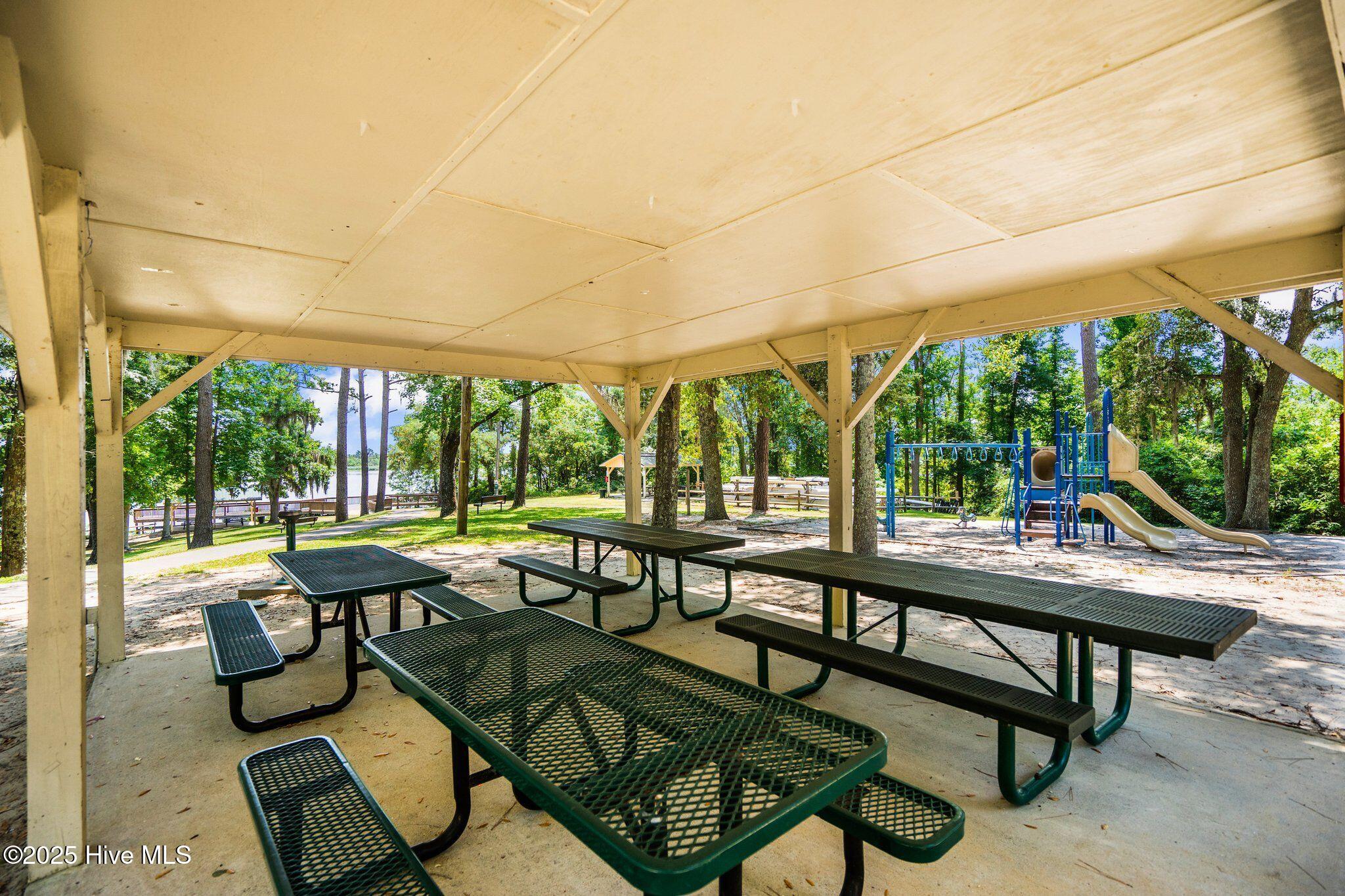 100547034 | Photo 45