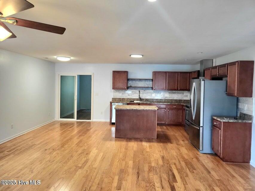 100539939 | Photo 16