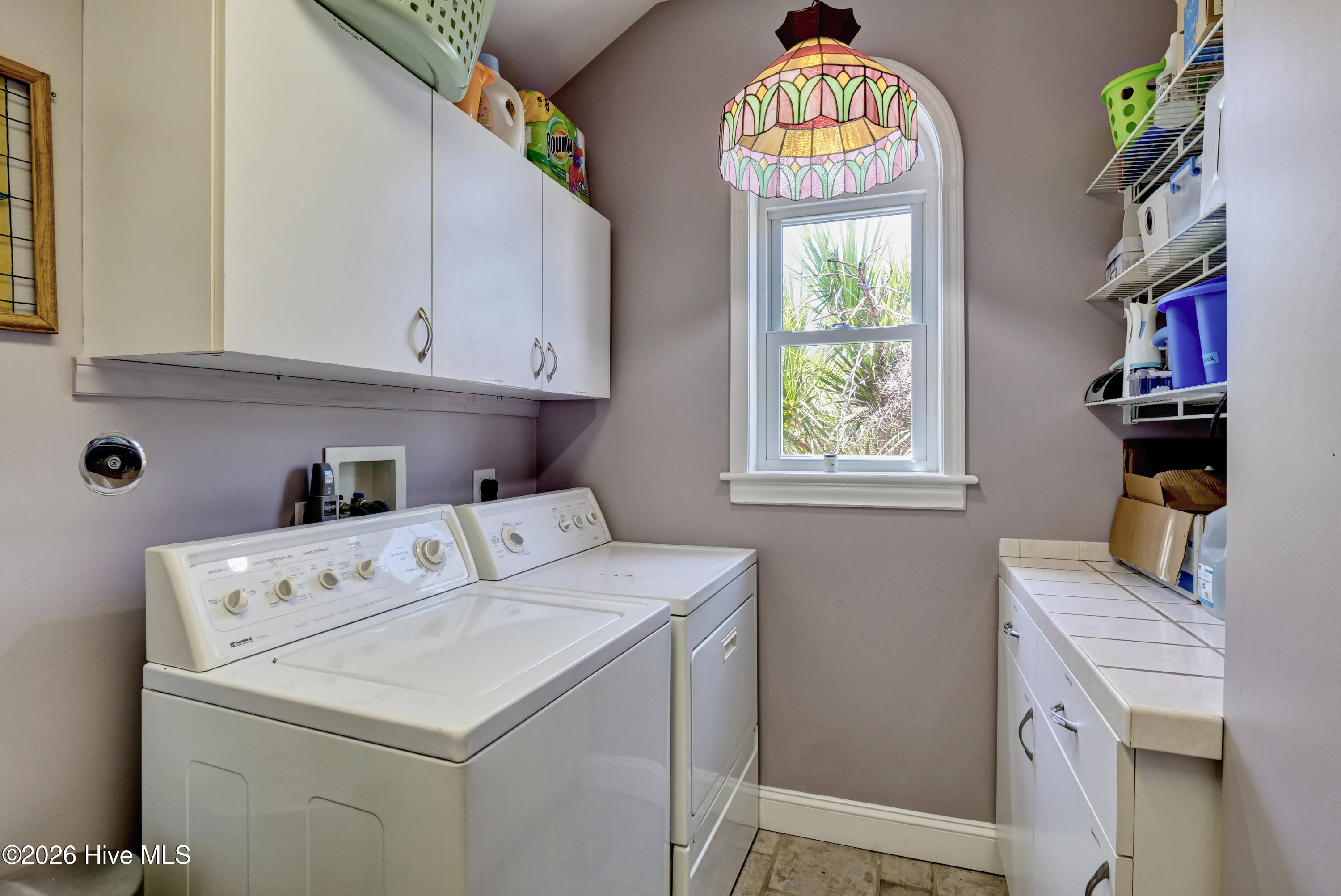 100563472 | Photo 21