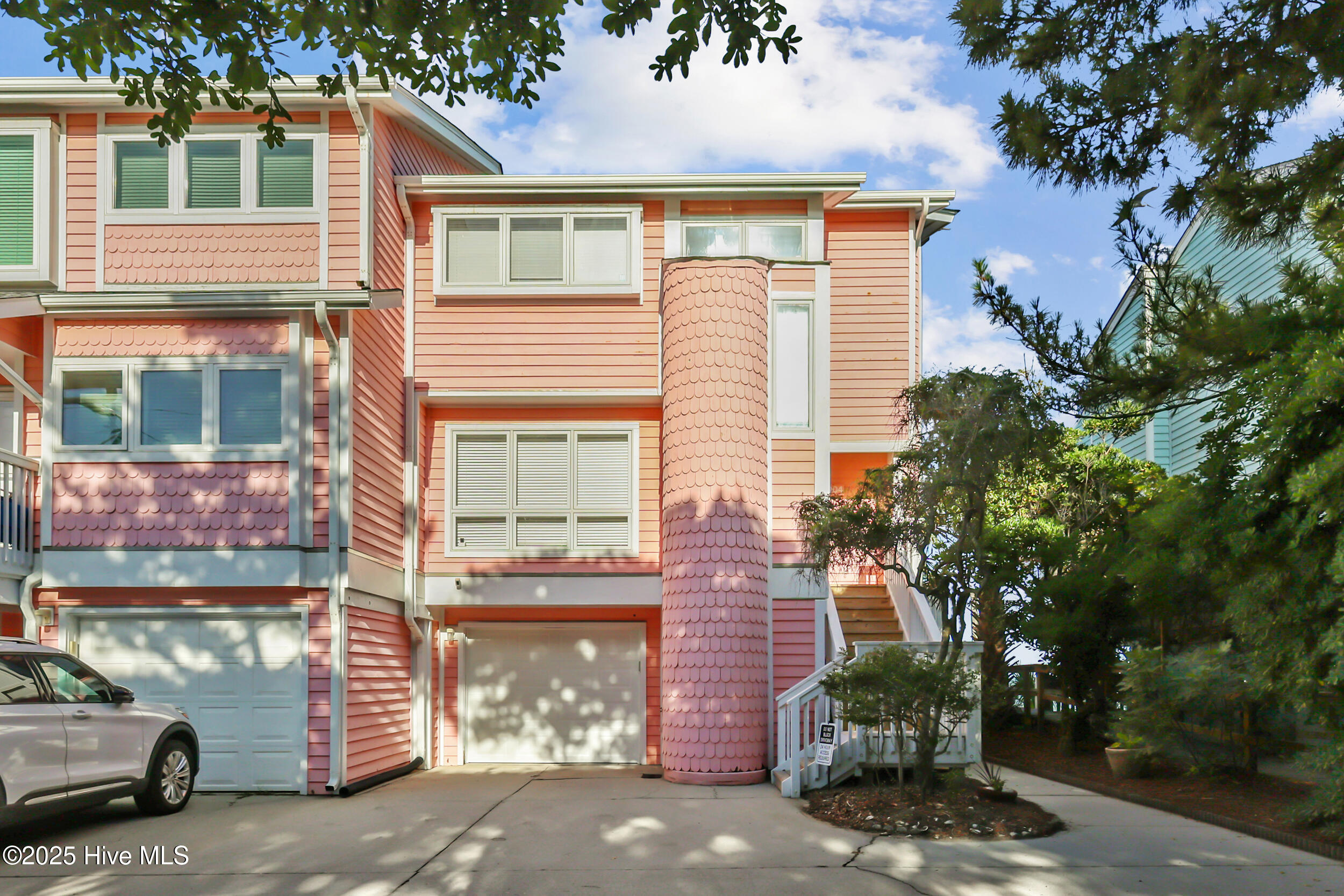 Homes for sale in Kure Beach, NC | 1904 Sand Dollar Ct, Kure Beach, NC 28449 | MLS# 100518550